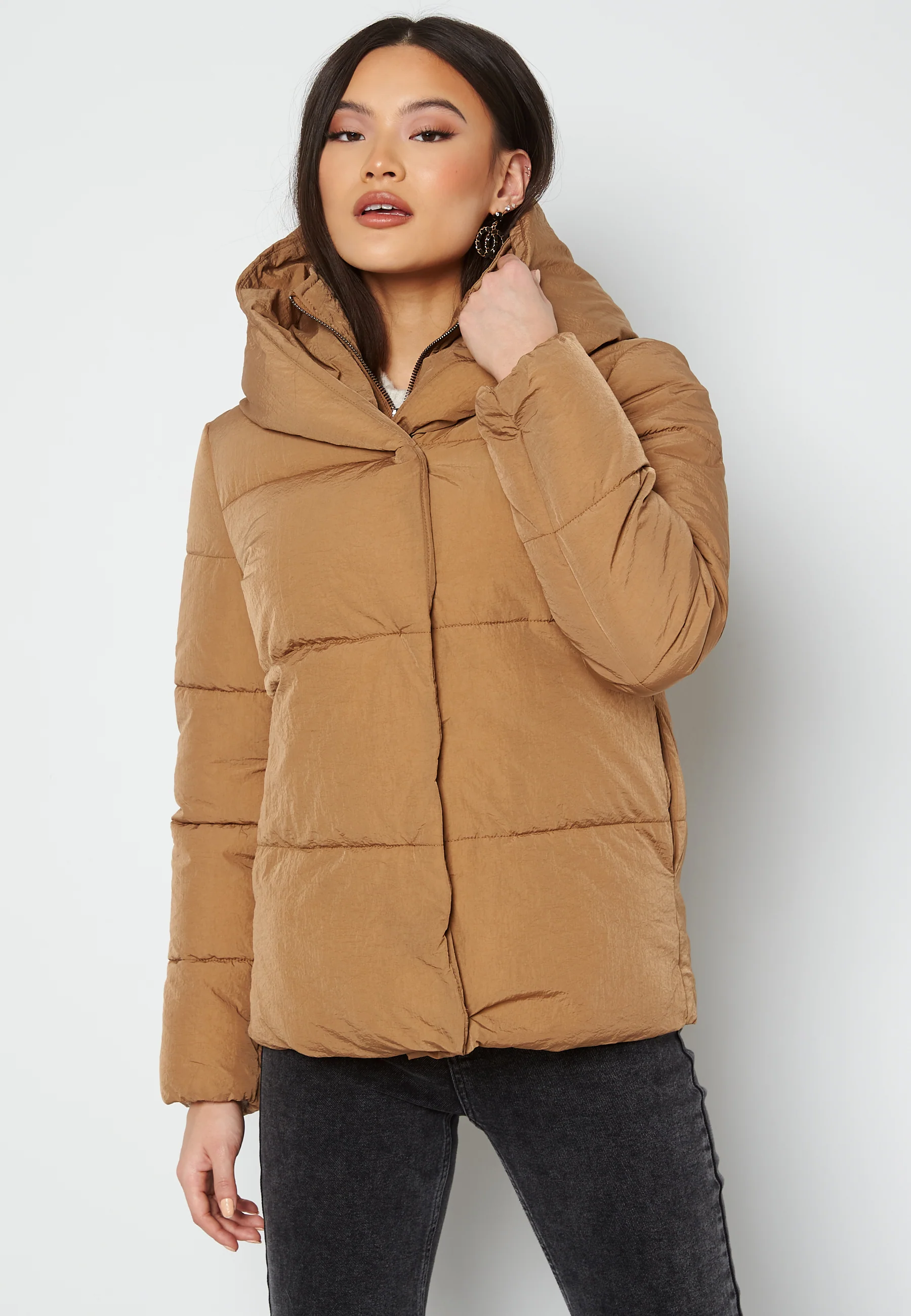 Sydney Sara Puffer Jacket - Image 2