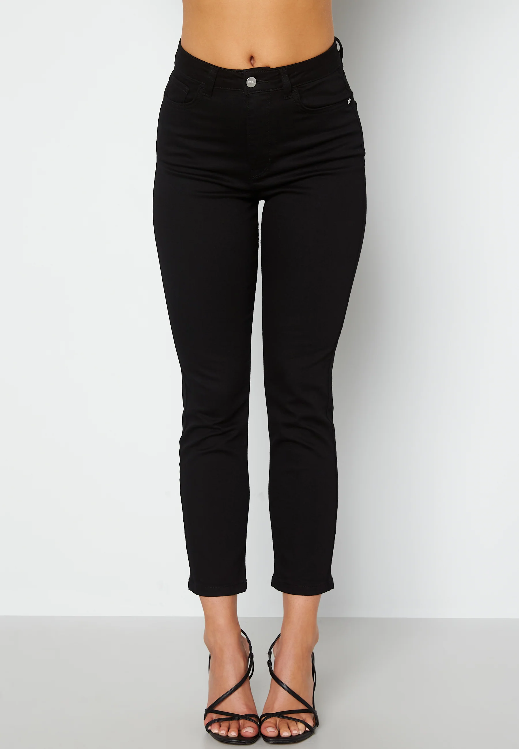 Tanja Cropped Jeans - Image 3