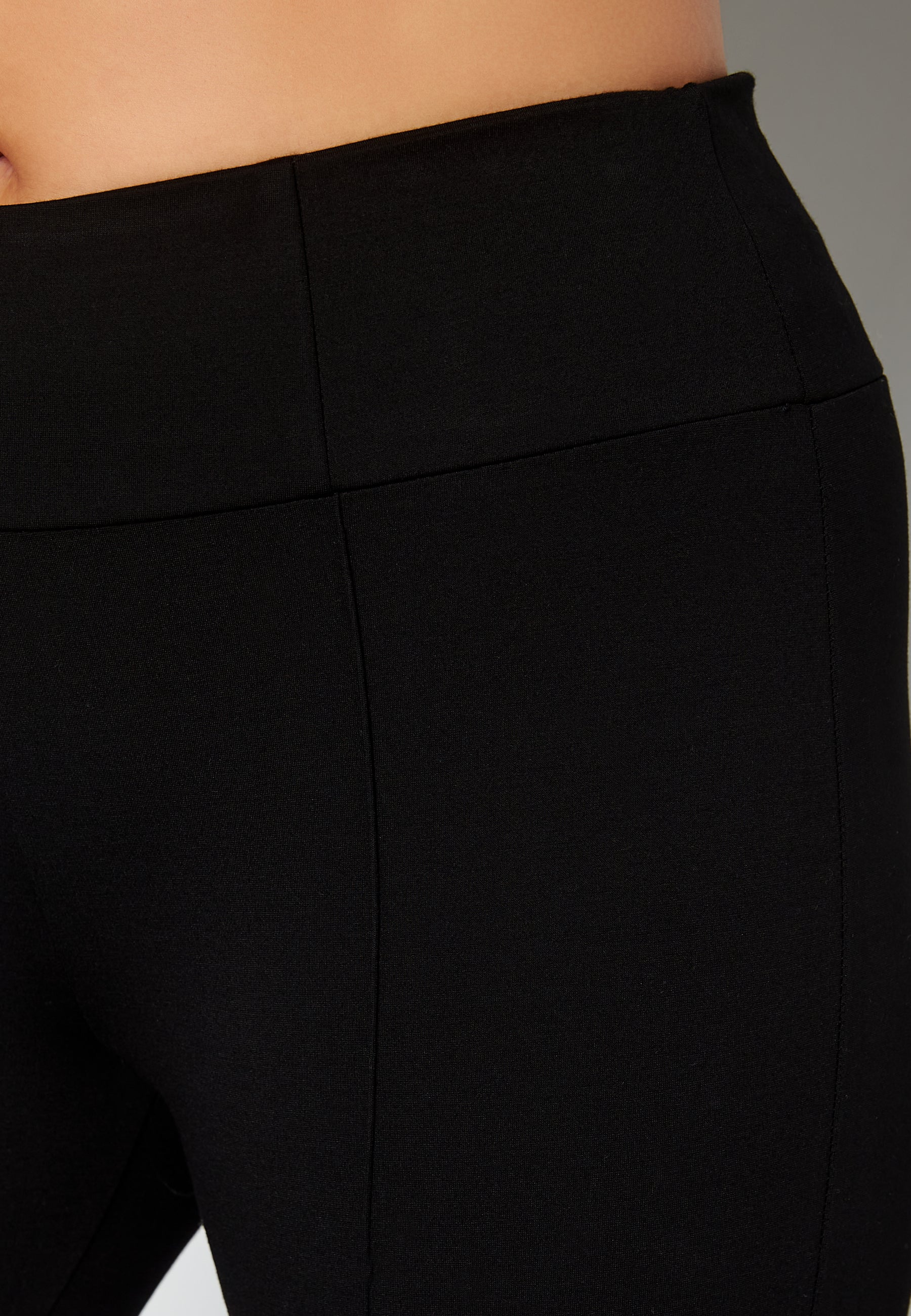 Tay X-High Legging - Image 5