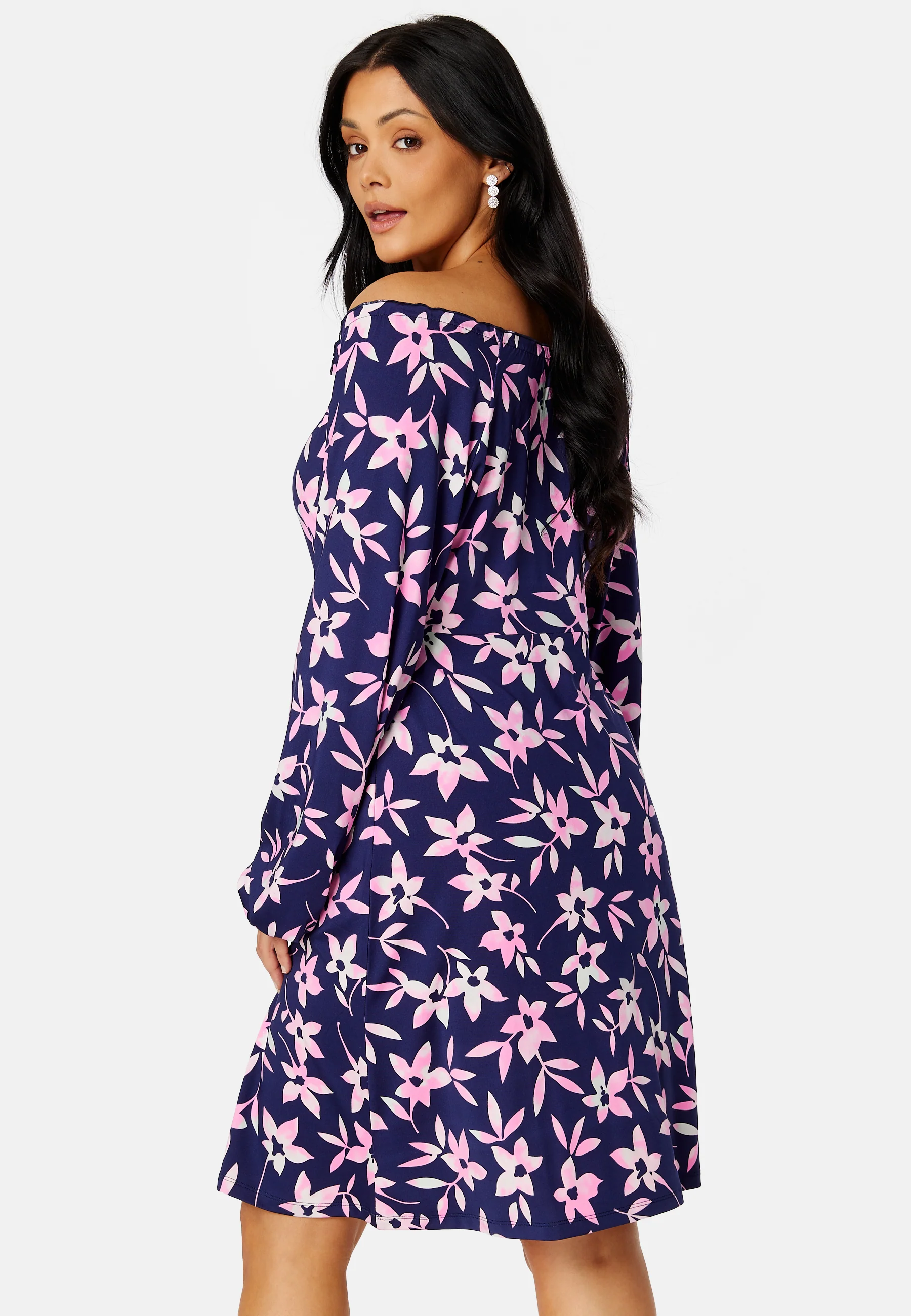 Tessan long sleeve dress - Image 4