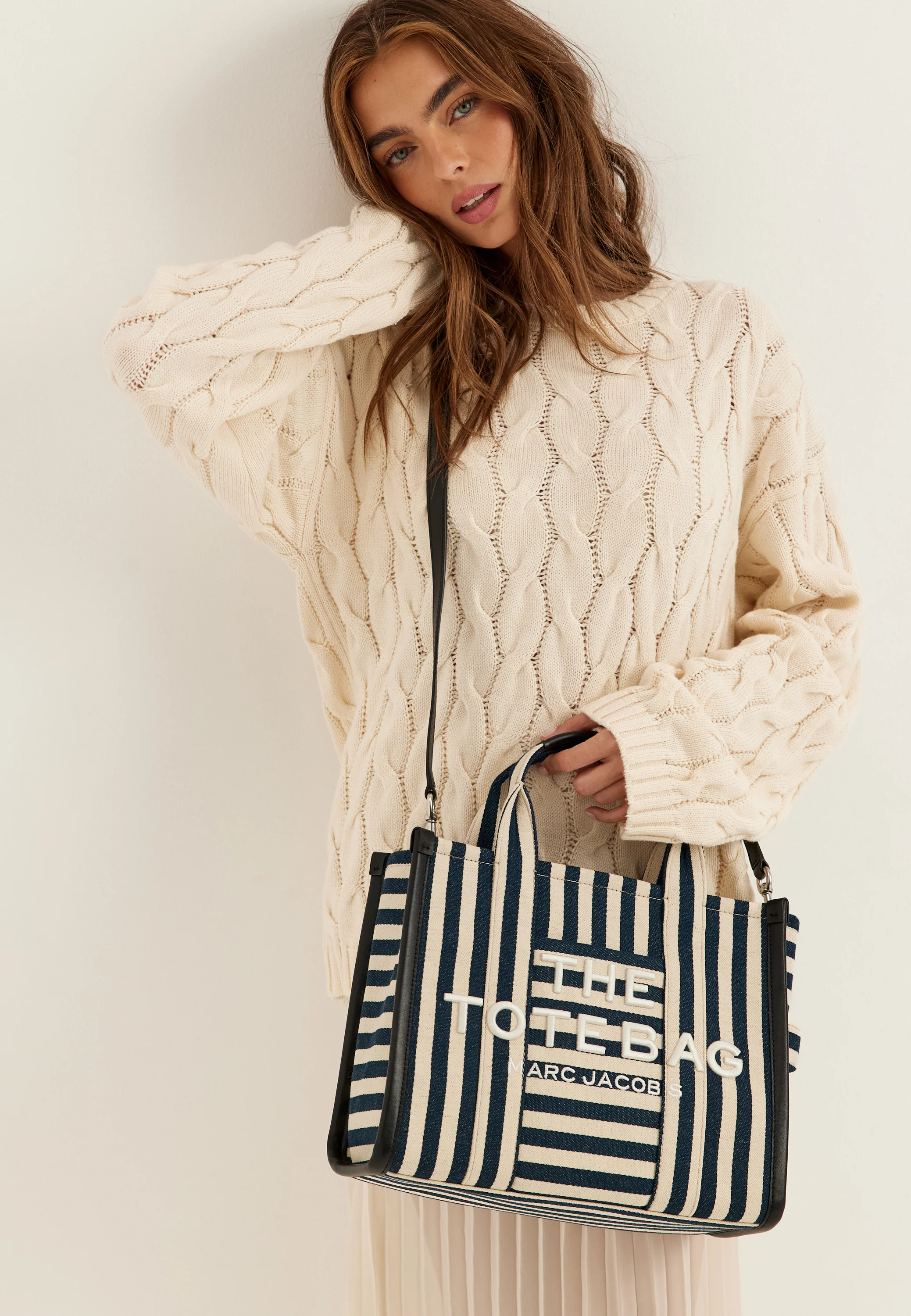 The Medium Tote - Image 2