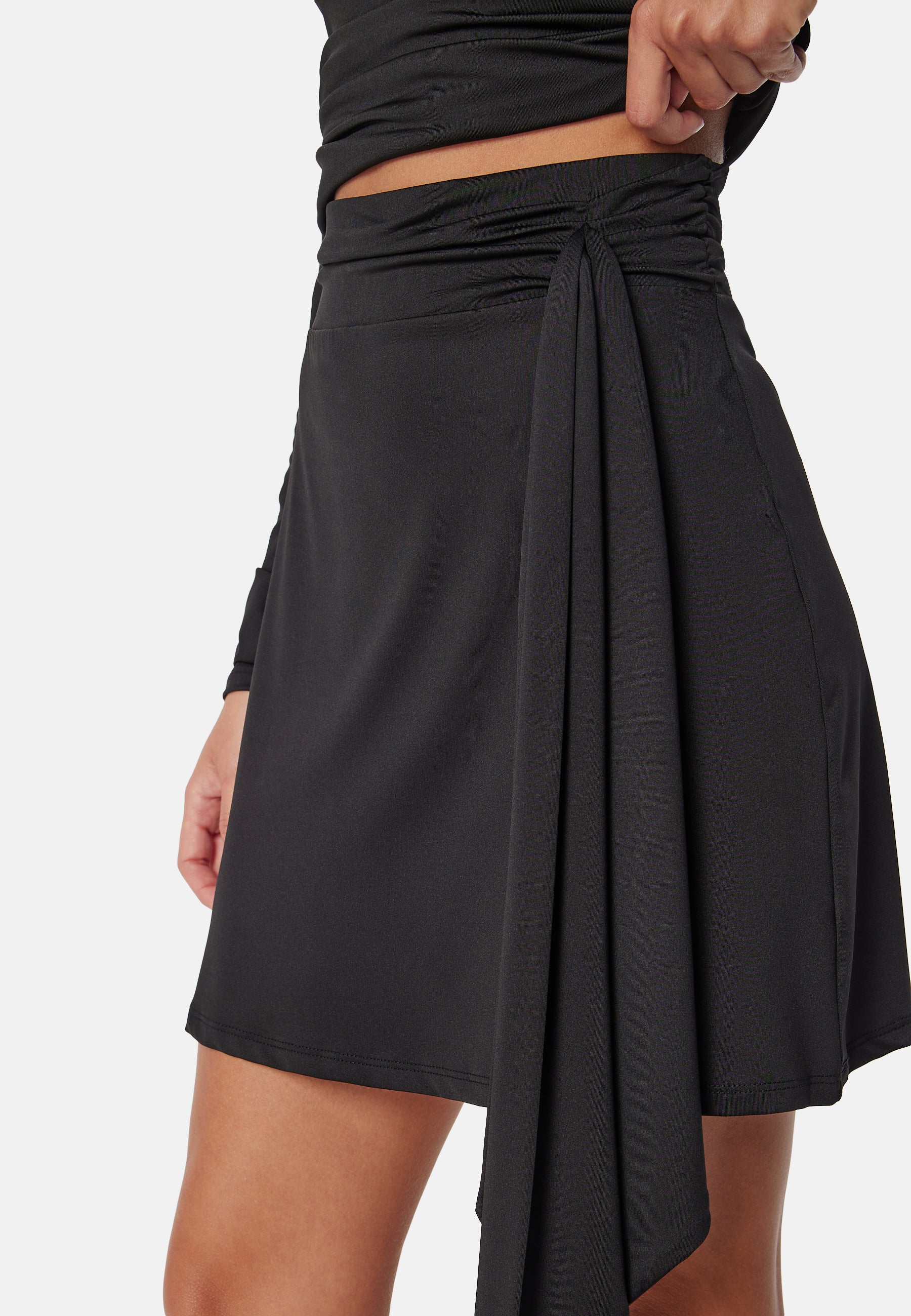 Tie Short Skirt - Image 4