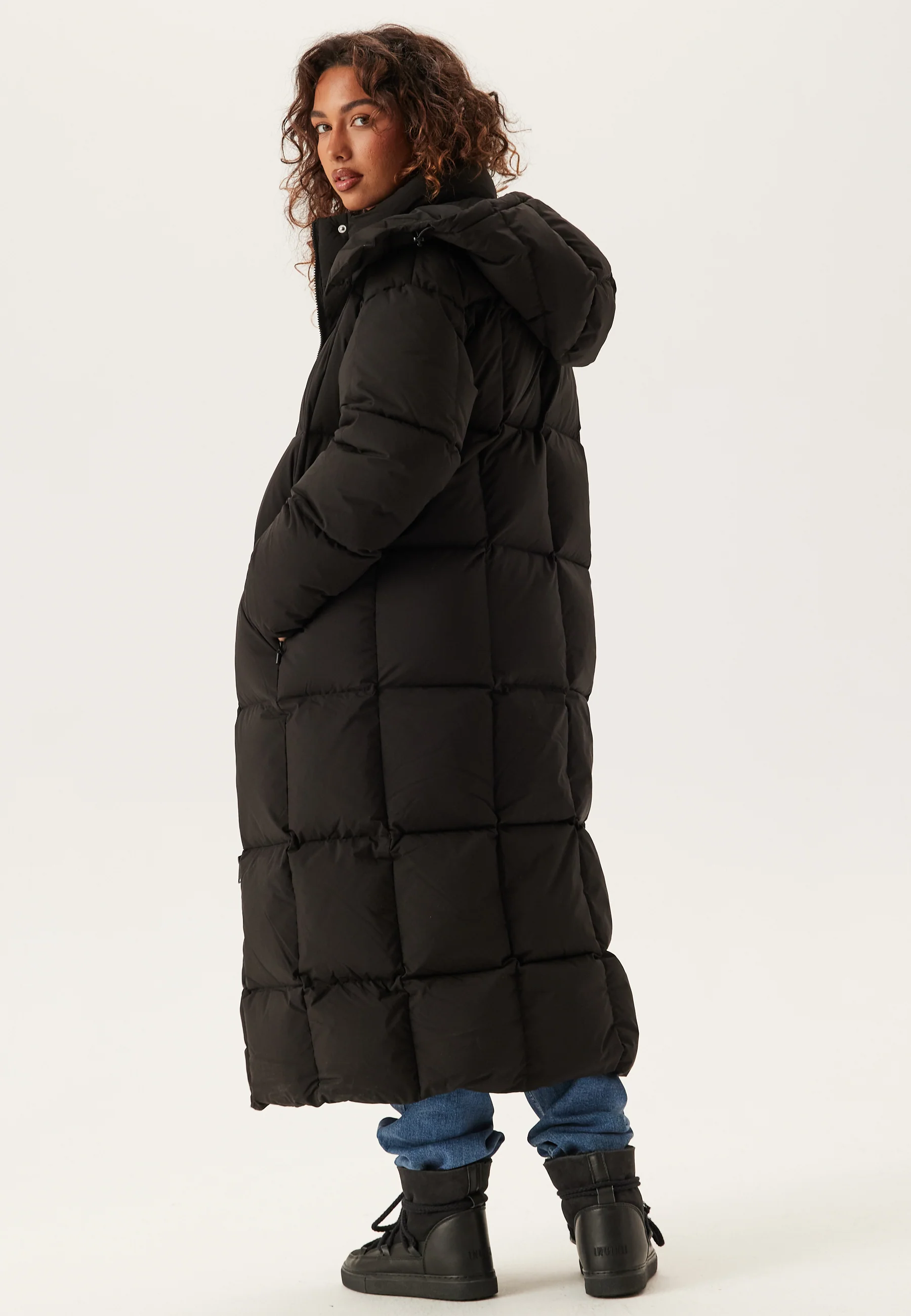 Tjw Alaska Grid Dwn Mxi Coat - Image 2