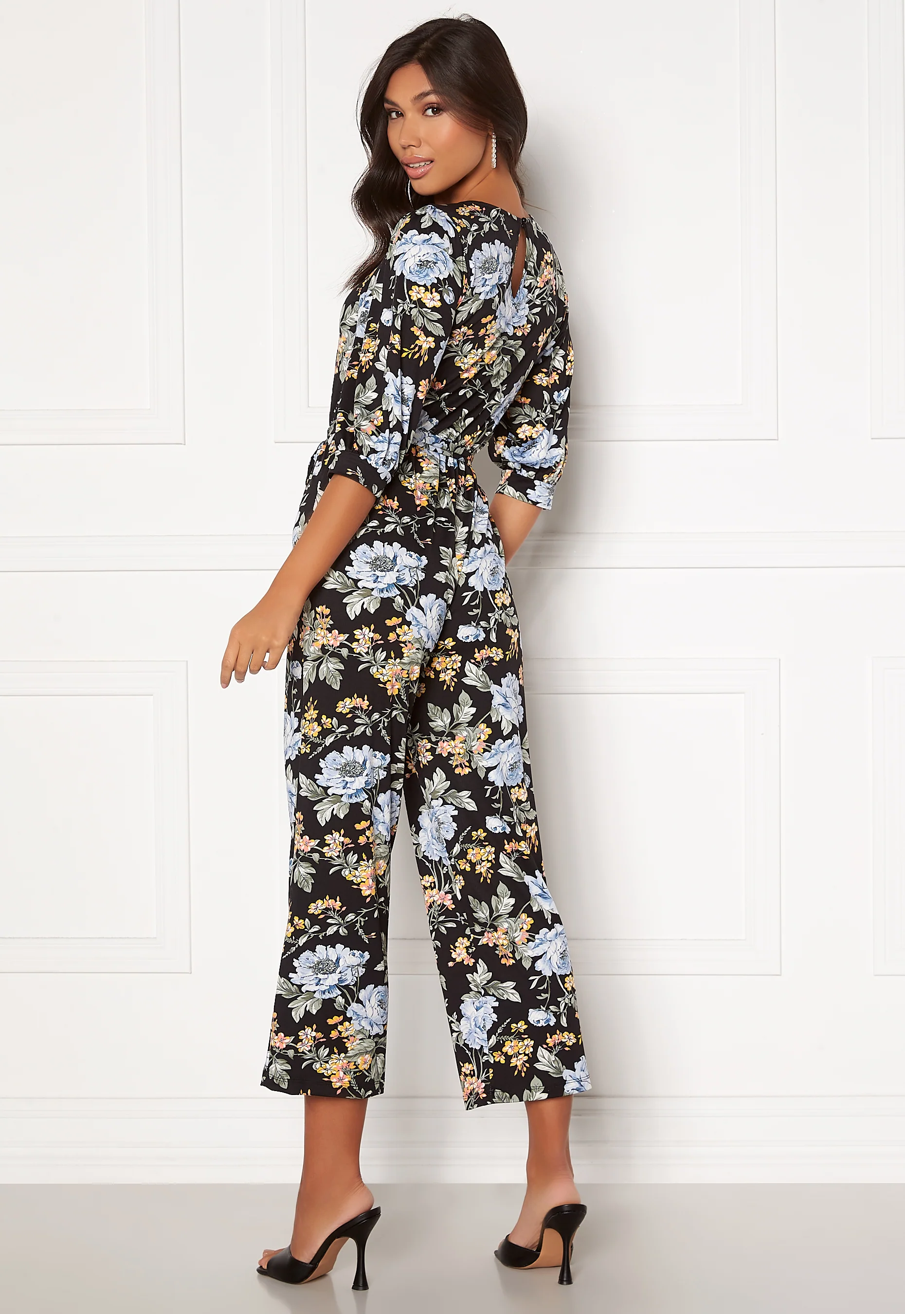 Tova puff v-neck jumpsuit - Image 5
