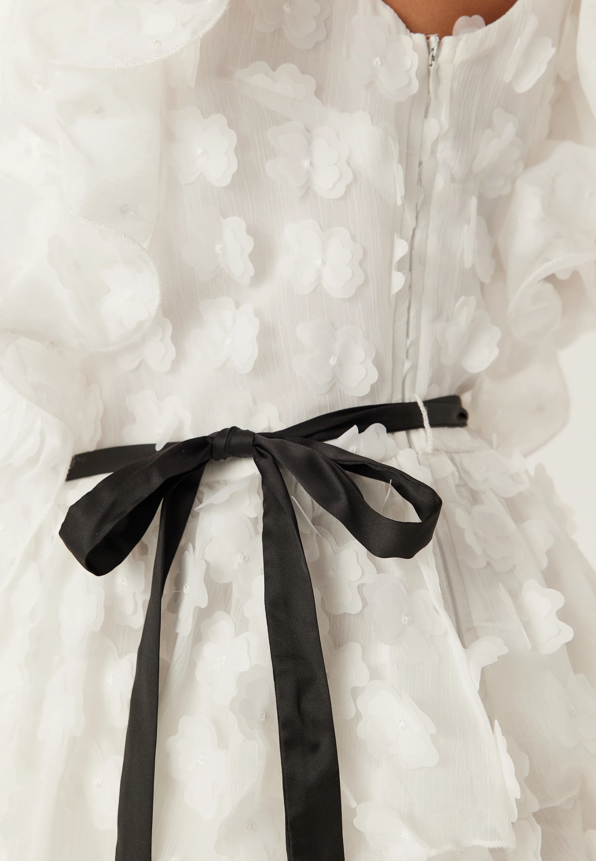 V-neck Frill Floral Dress - Image 10