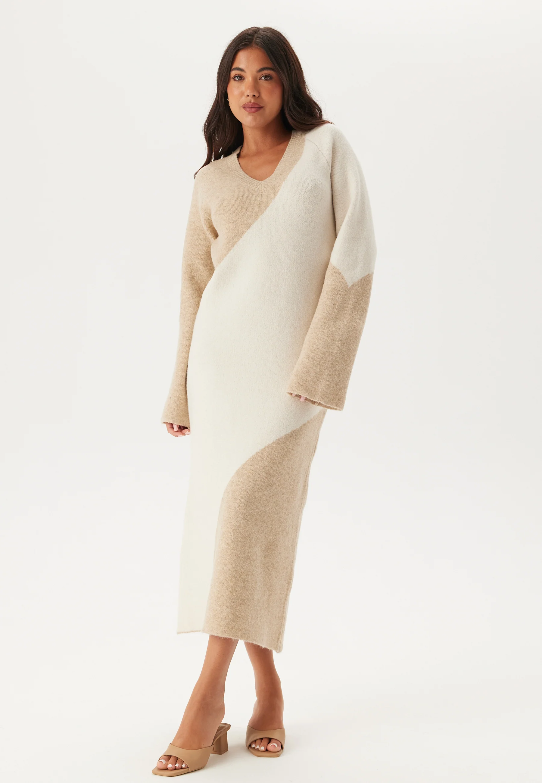 V-neck Knitted Midi Dress - Image 2