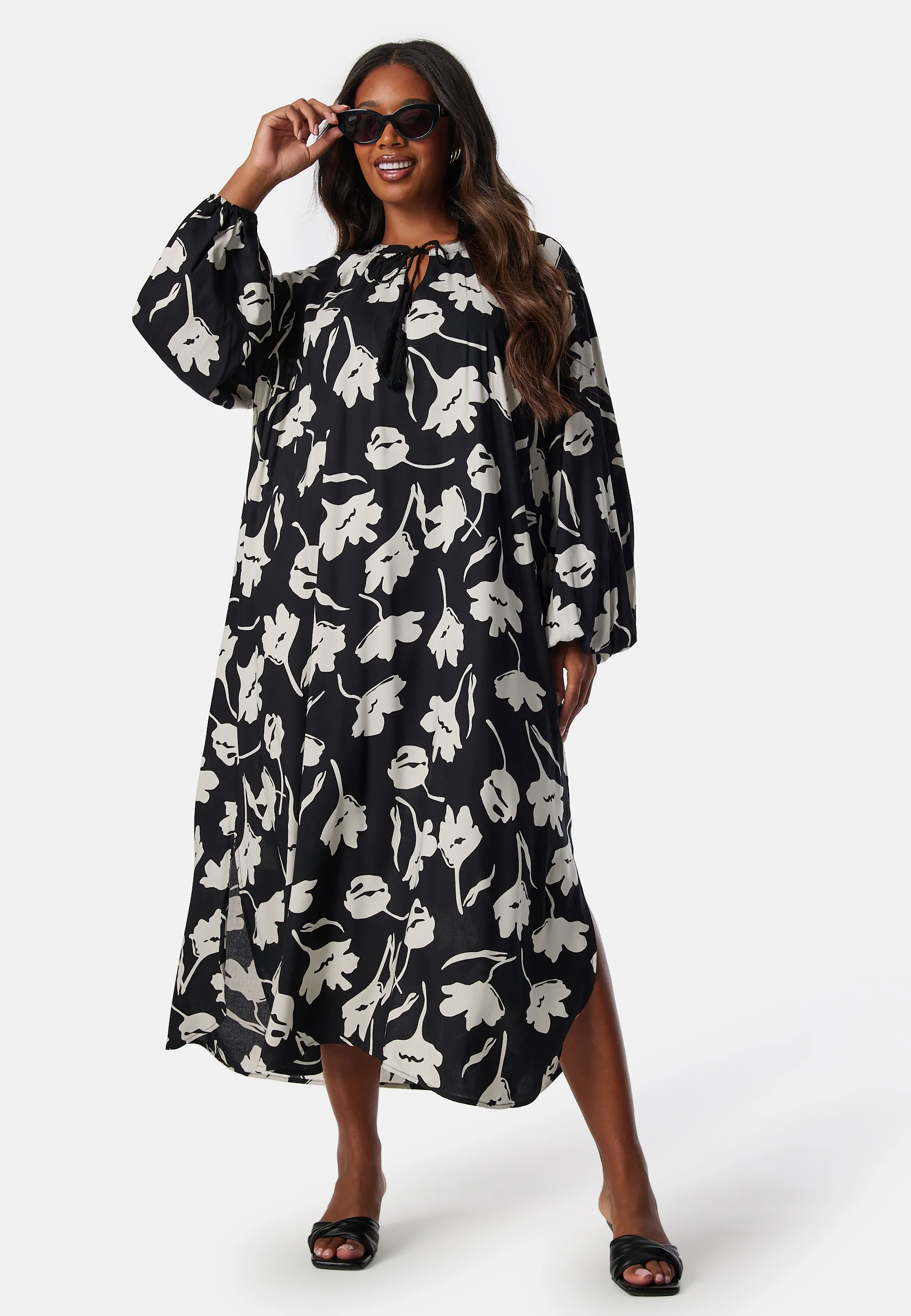 V-neck Raglan Viscose Dress - Image 6