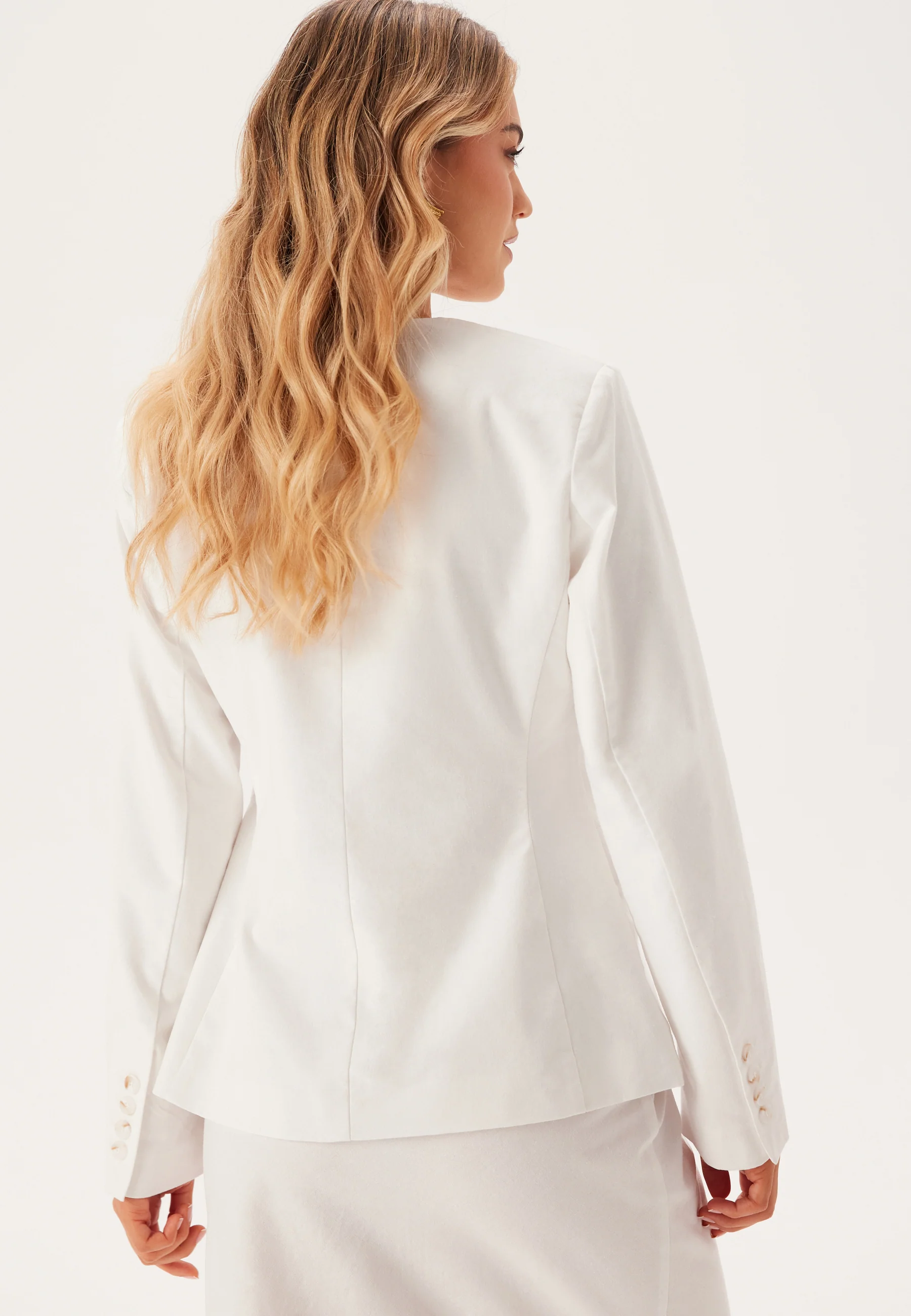 V-neck Shaped Blazer - Image 4