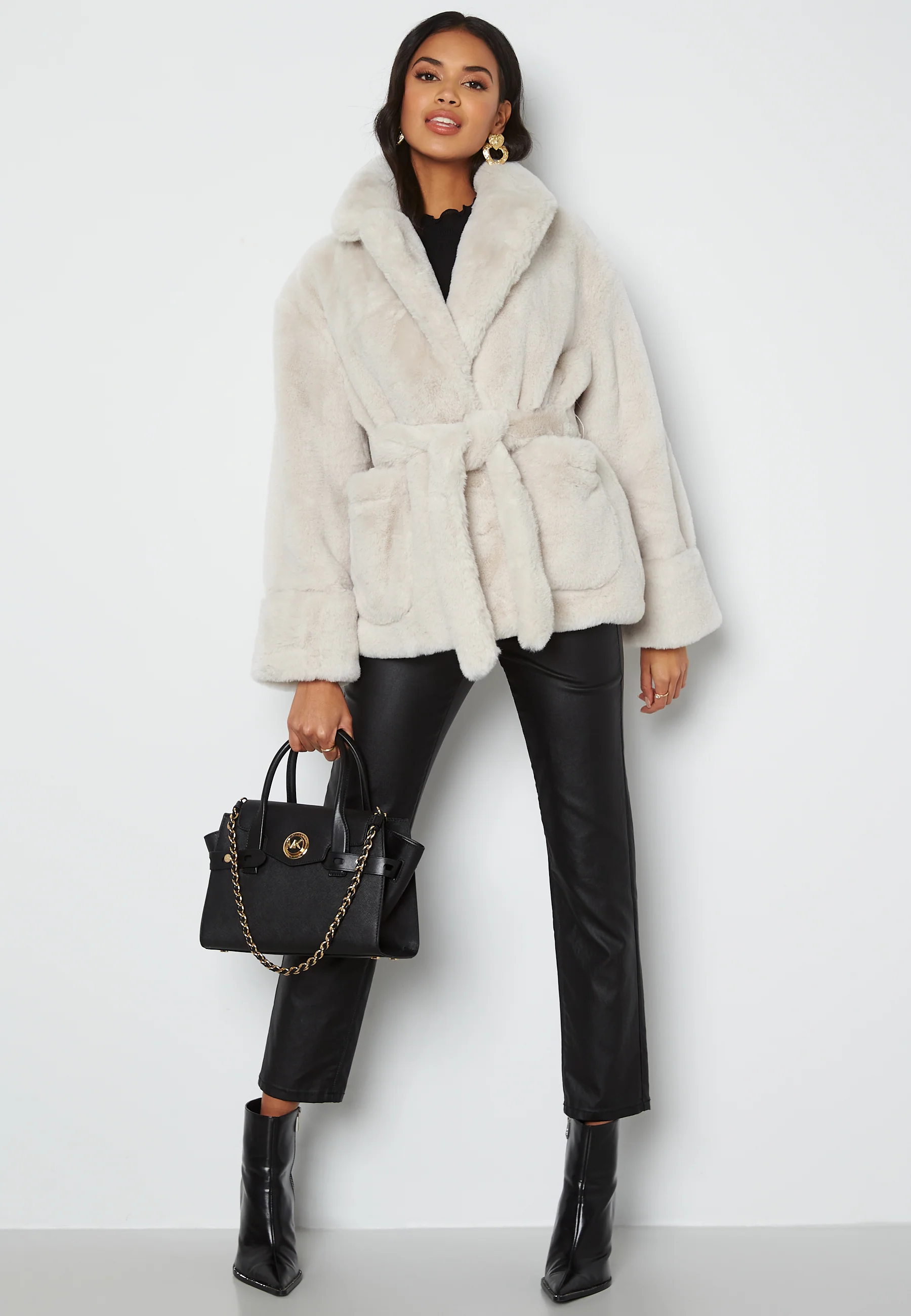 Vadah Faux Fur Jacket - Image 2