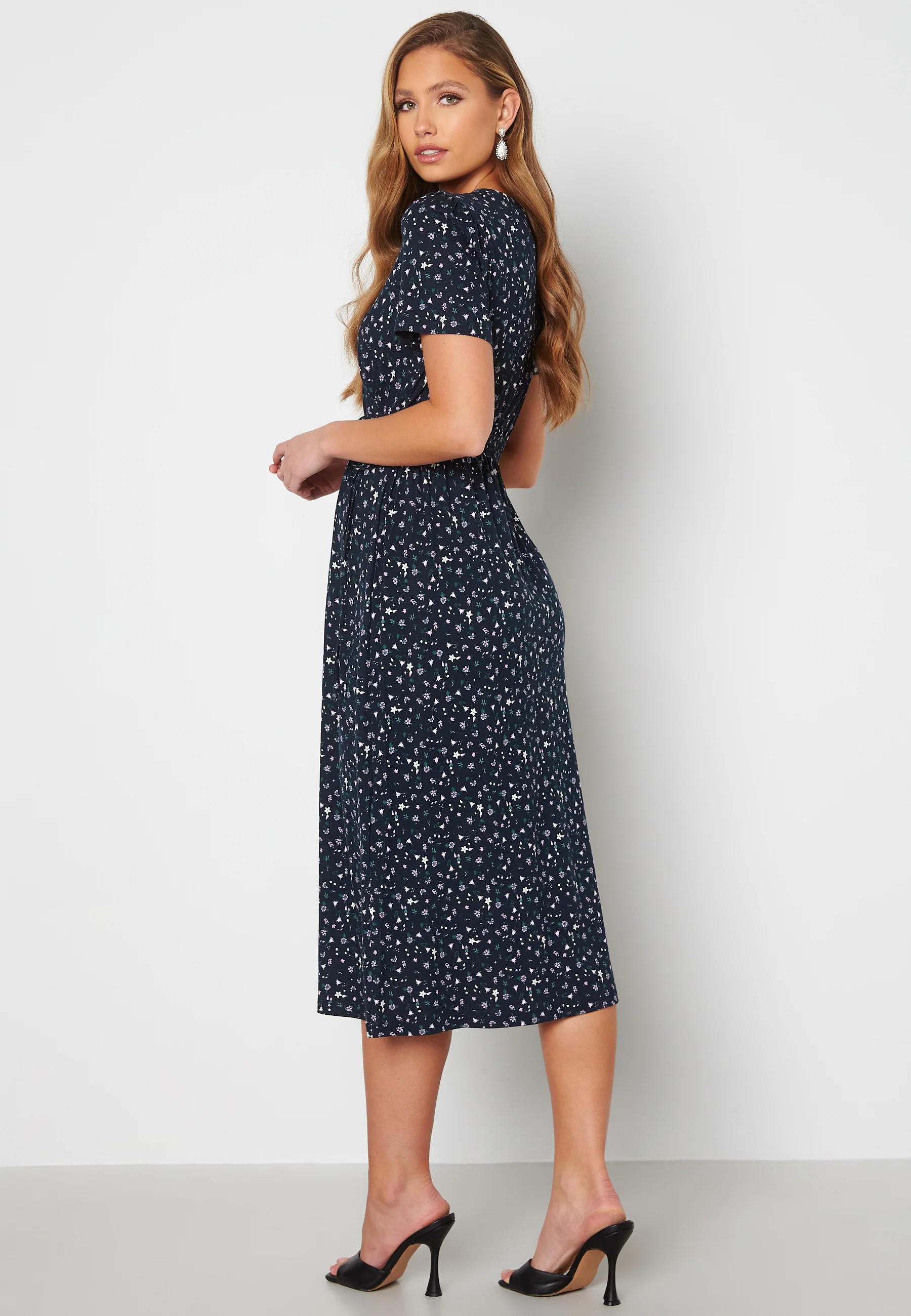 Vera short sleeve dress - Image 2