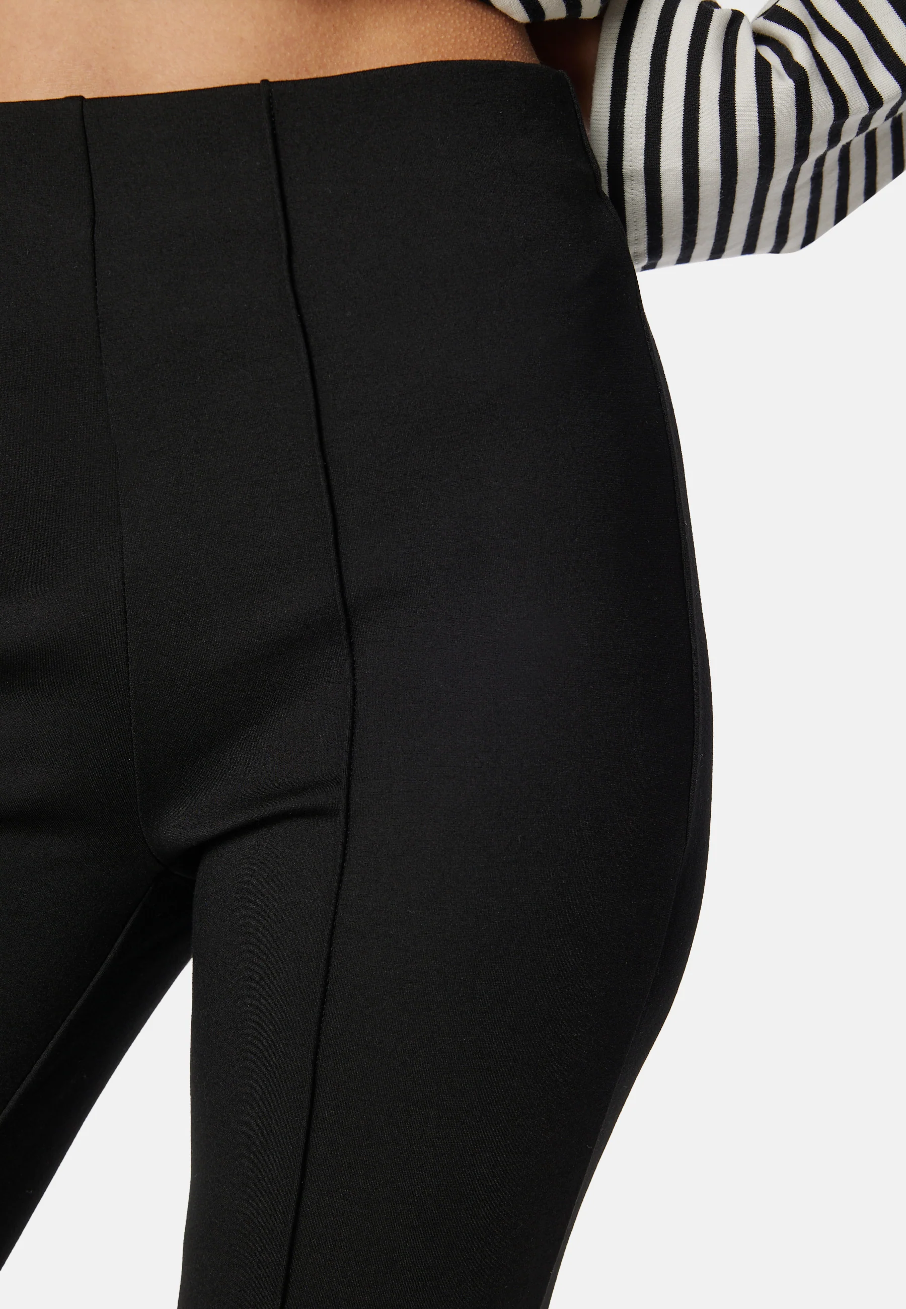 Vibillie Hw Pants - Image 4