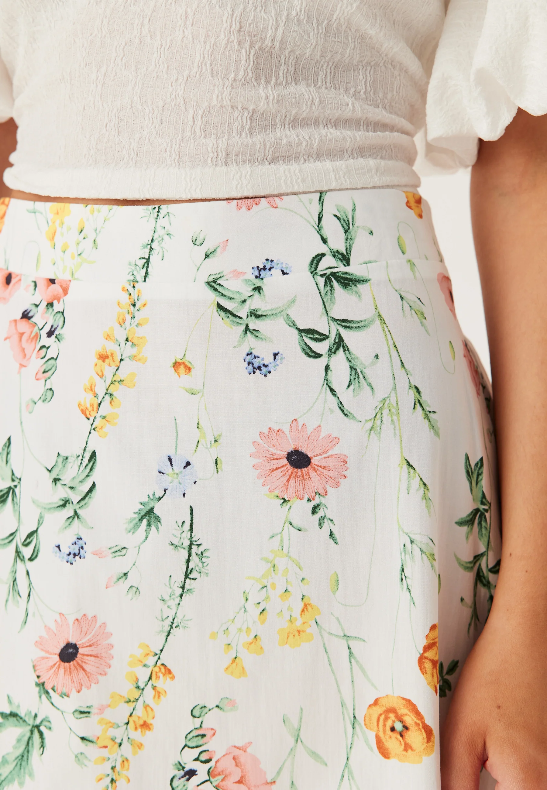 Vicapro Hw Midi Skirt - Image 4