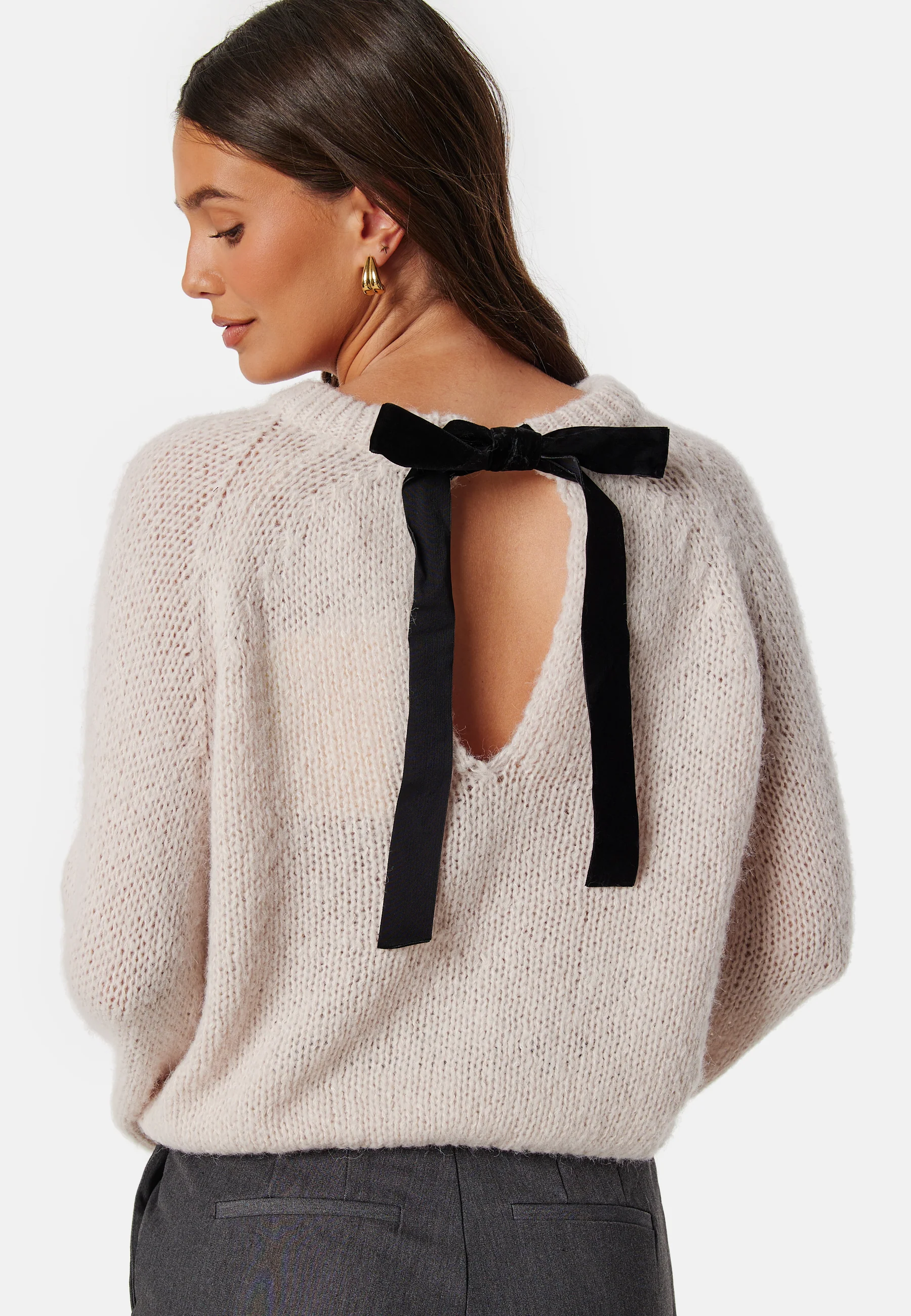 Vichoca L/S Bow Knit Pullover - Image 3
