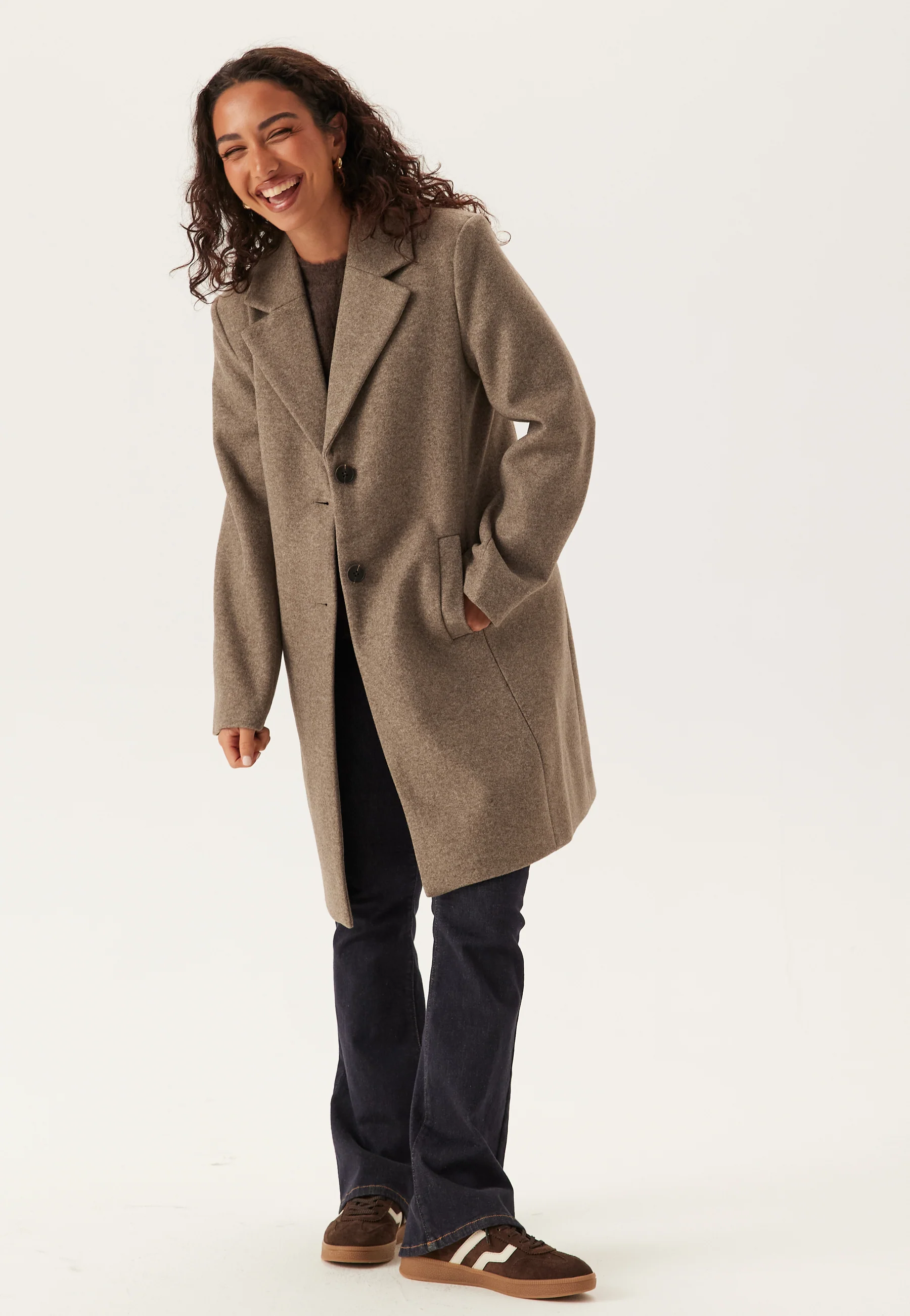 Viclaudia Button Coat - Image 2
