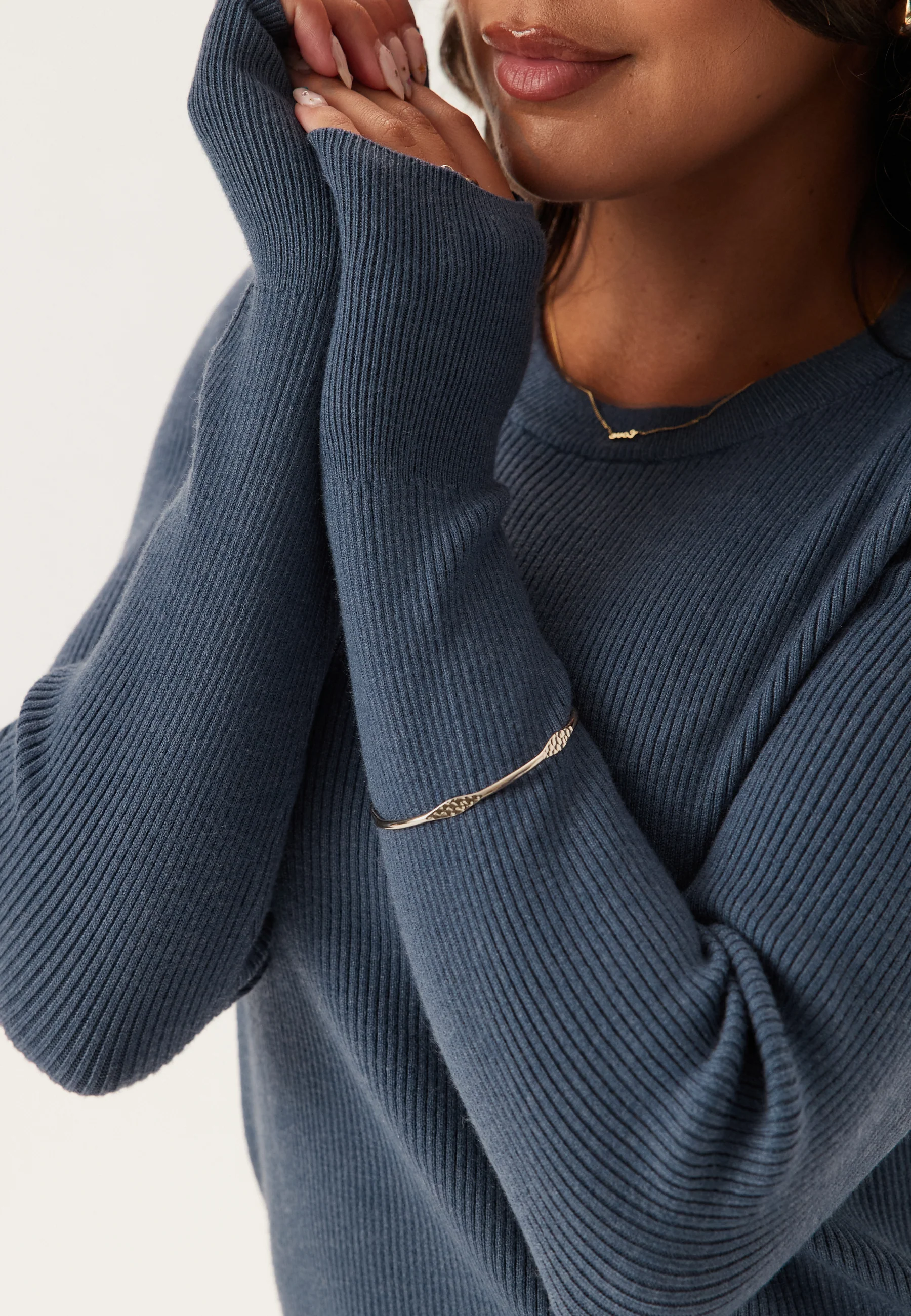 Vicomfy O-neck L/S KNIT TOP - Image 5