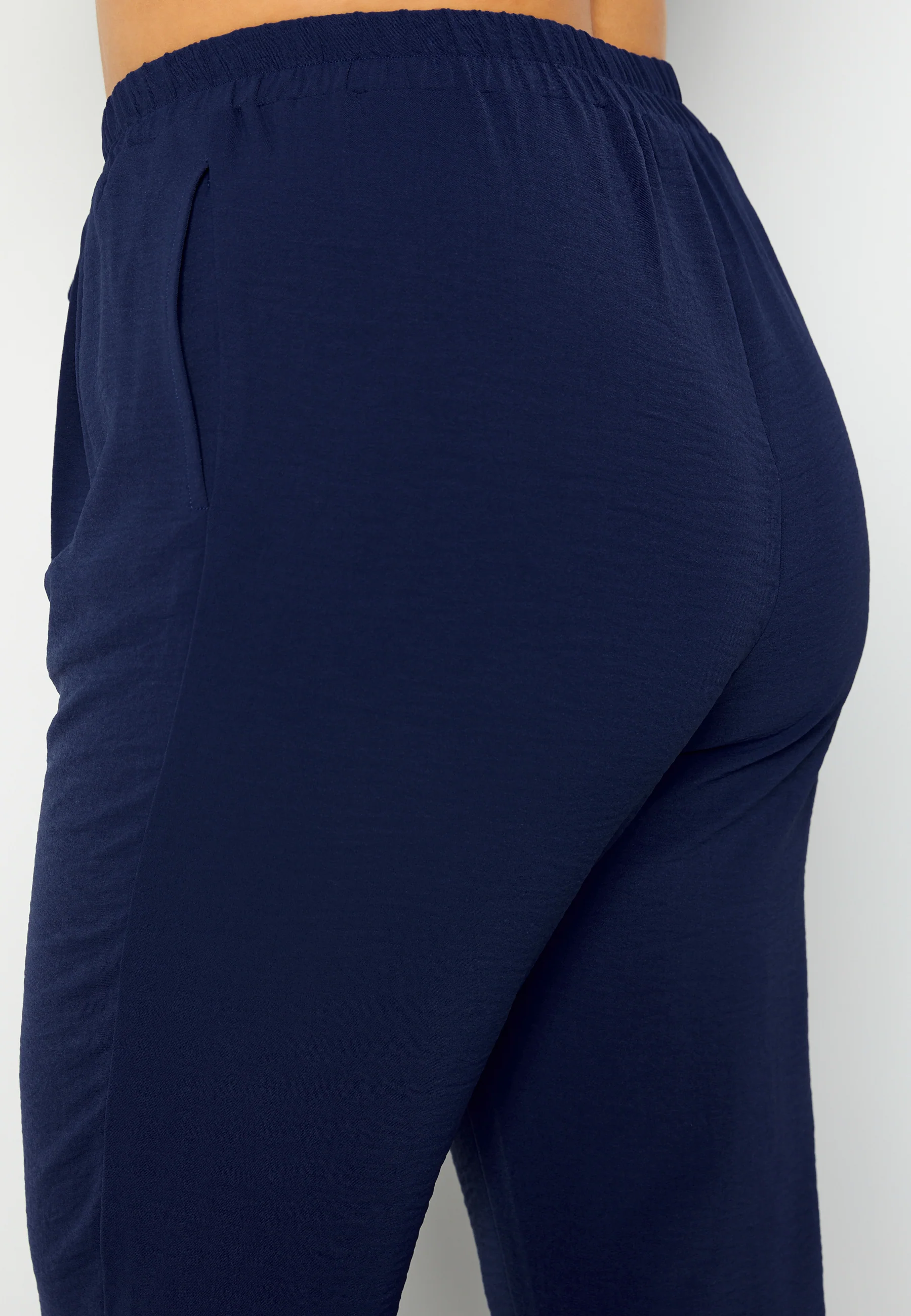 Victoria pants - Image 8