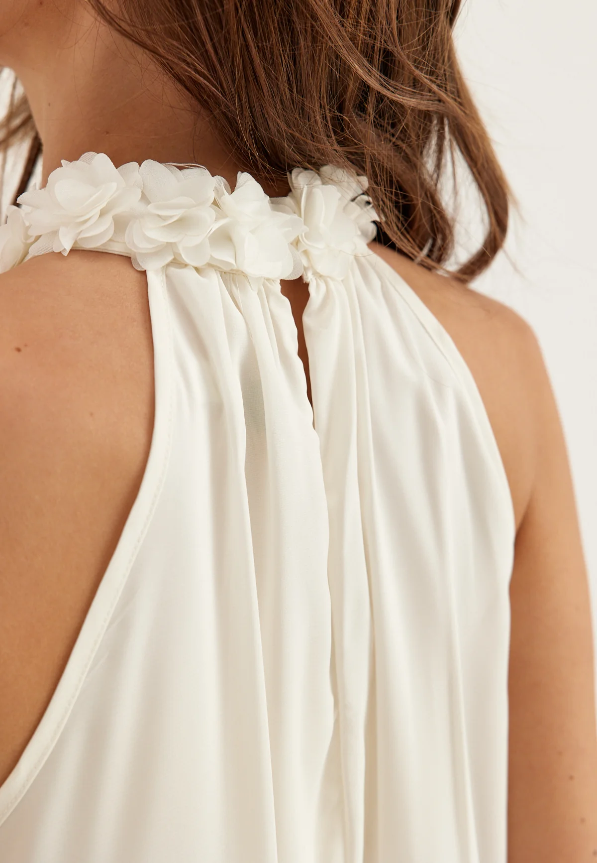 Vidolly Halterneck Short Dress - Image 4