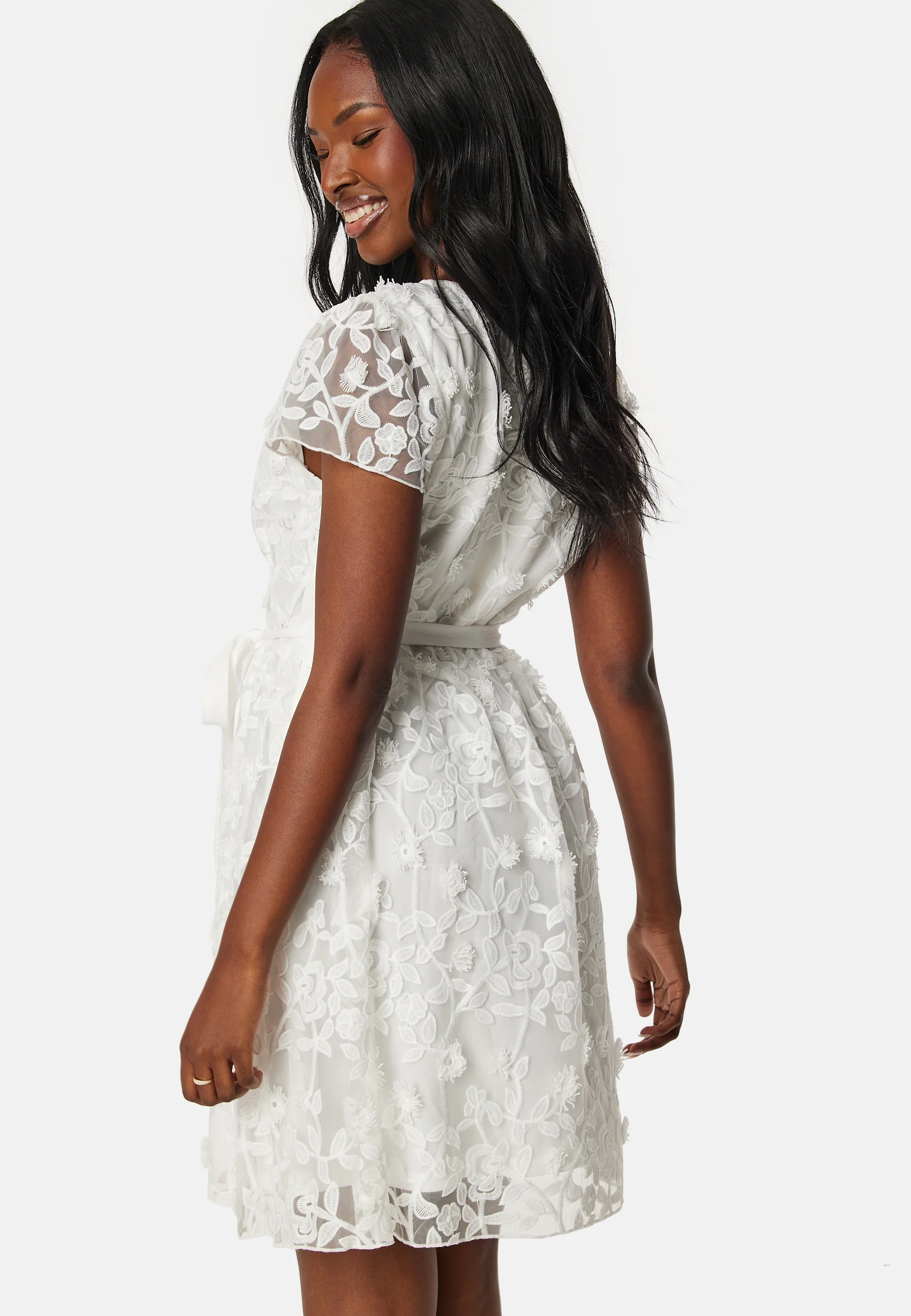 Viedda V-neck S/S Lace Short Dress - Image 2
