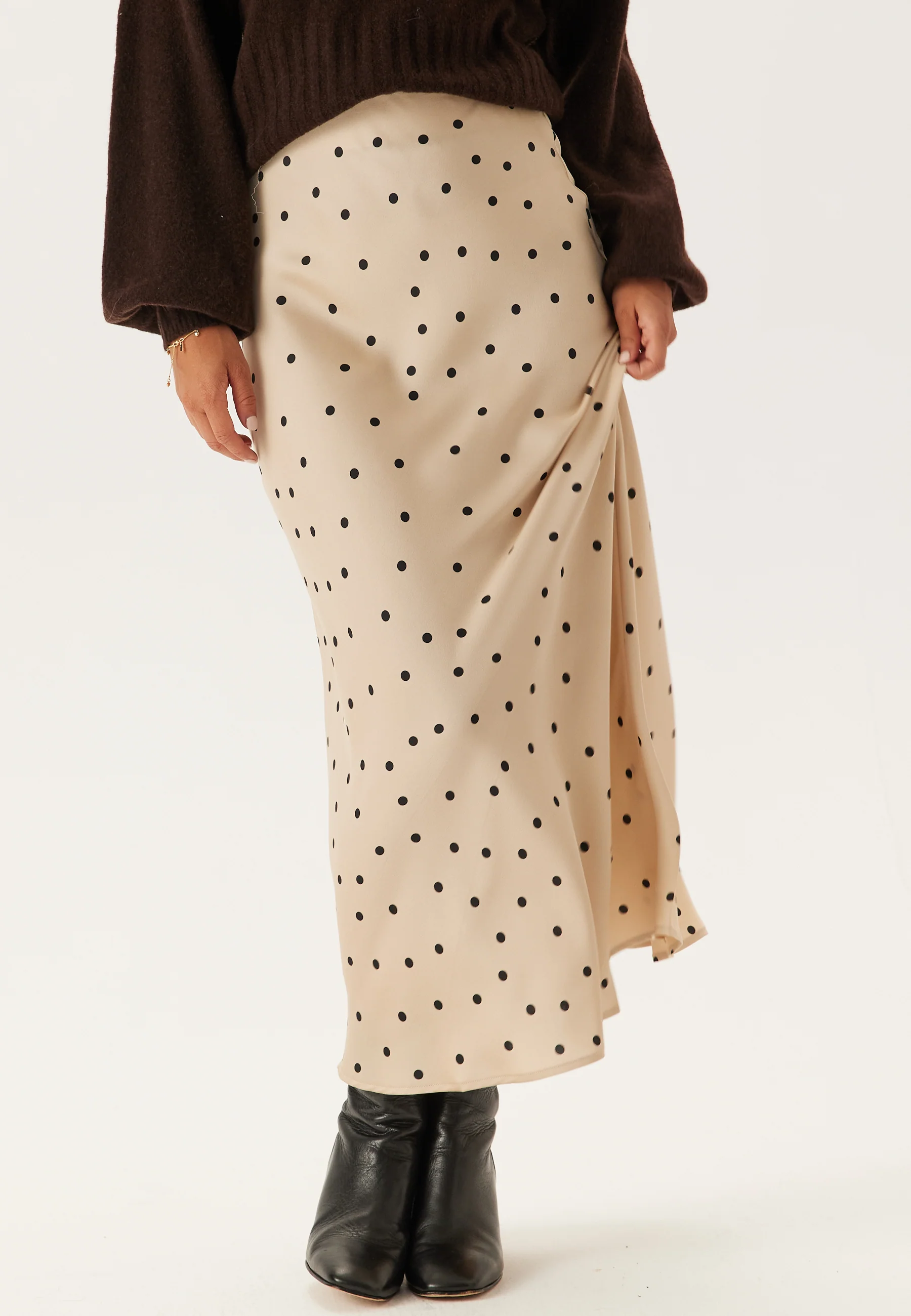Viellette Hw Midi Skirt - Image 3