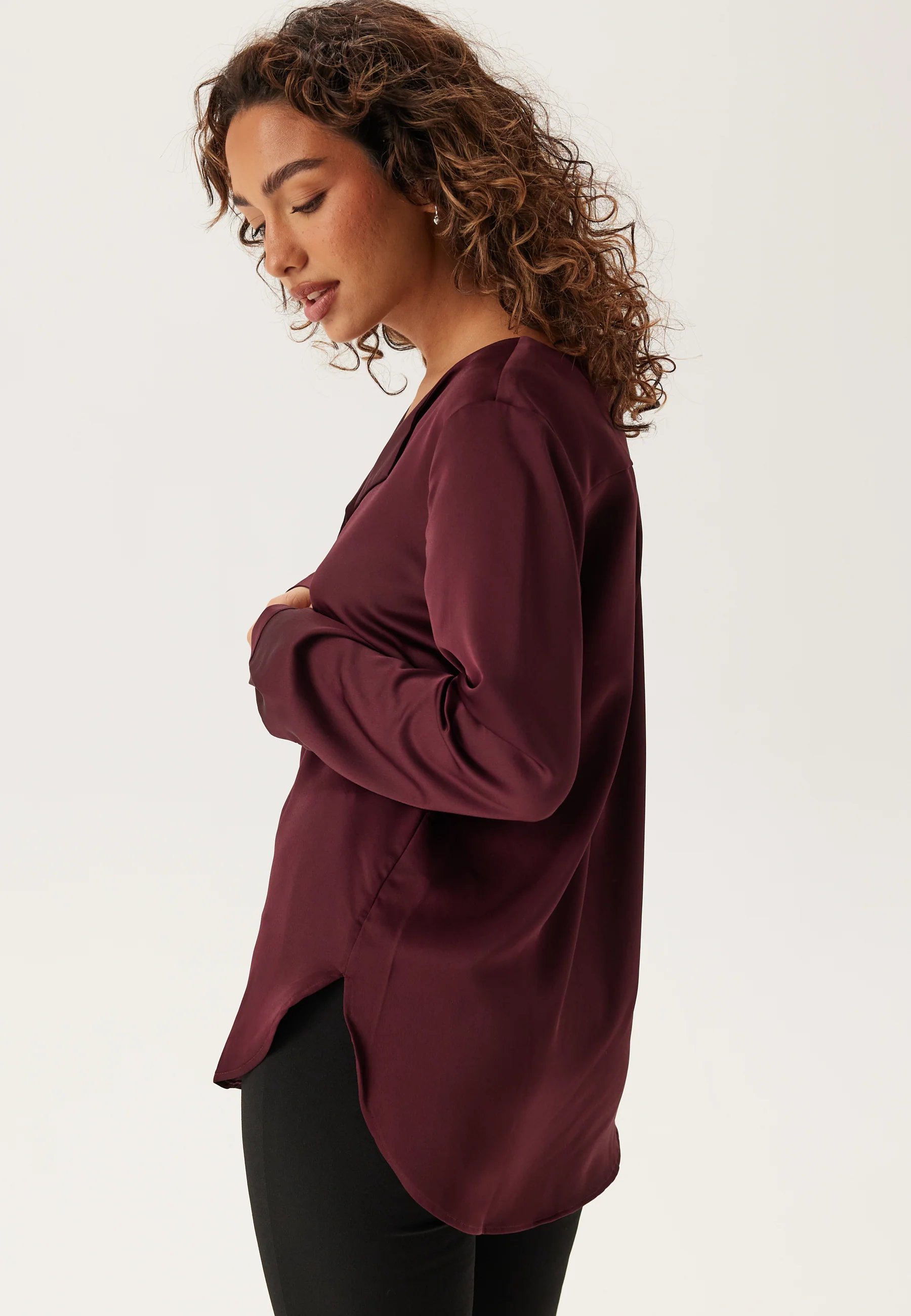 Viellette V-neck L/S Satin Shirt - Image 2