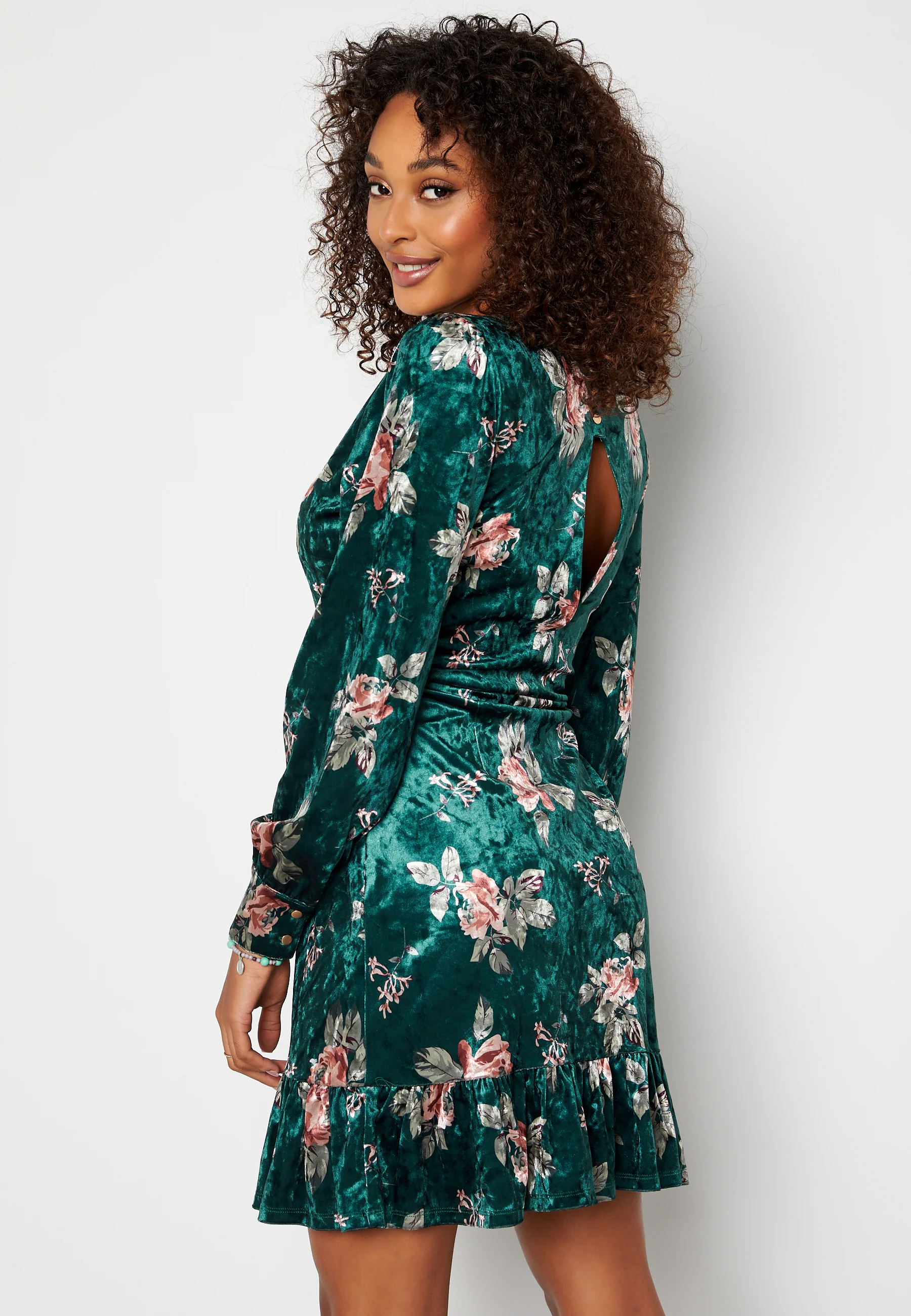 Vienne Velvet Dress - Image 3