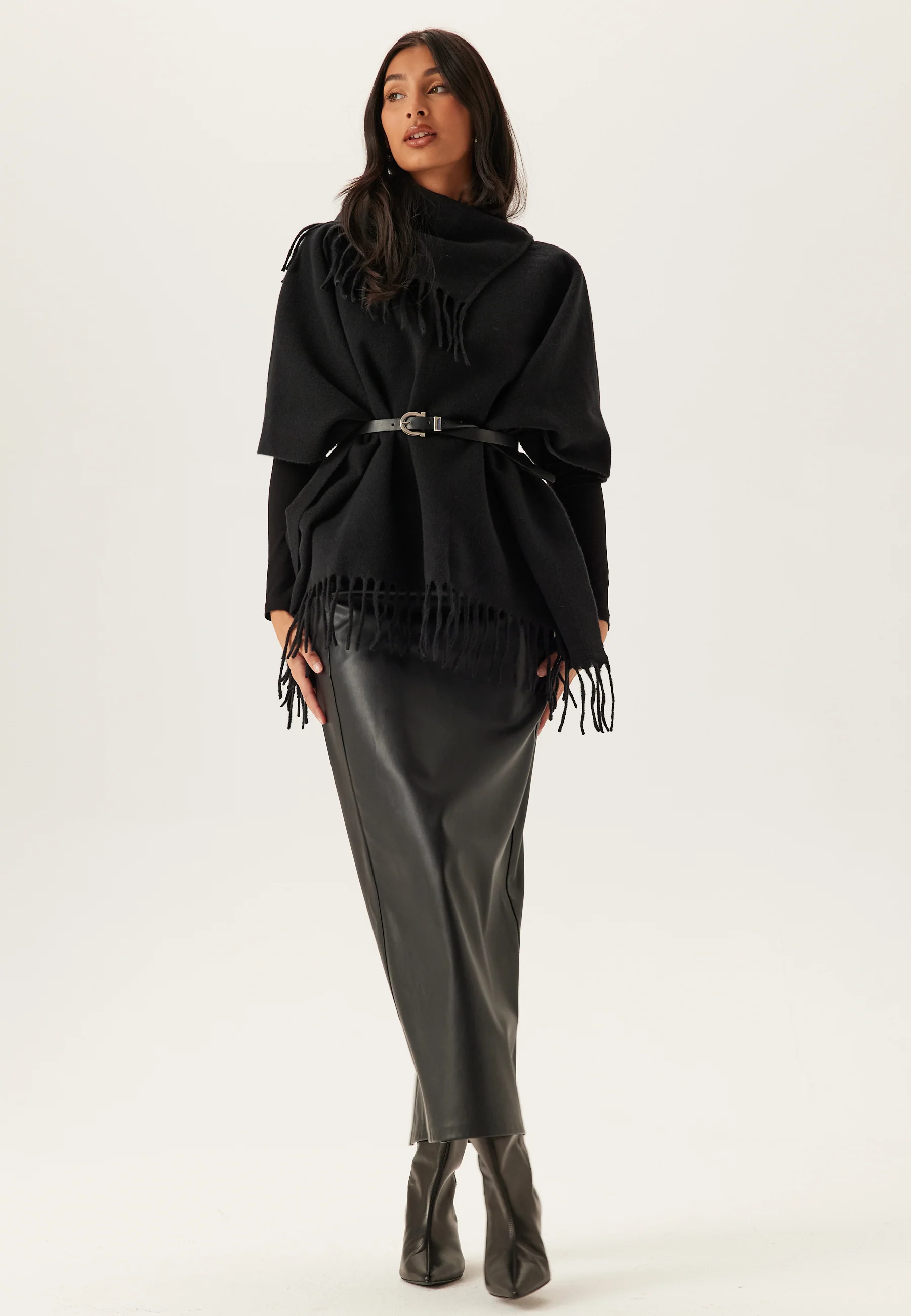 Vifjolira High Neck Poncho - Image 3