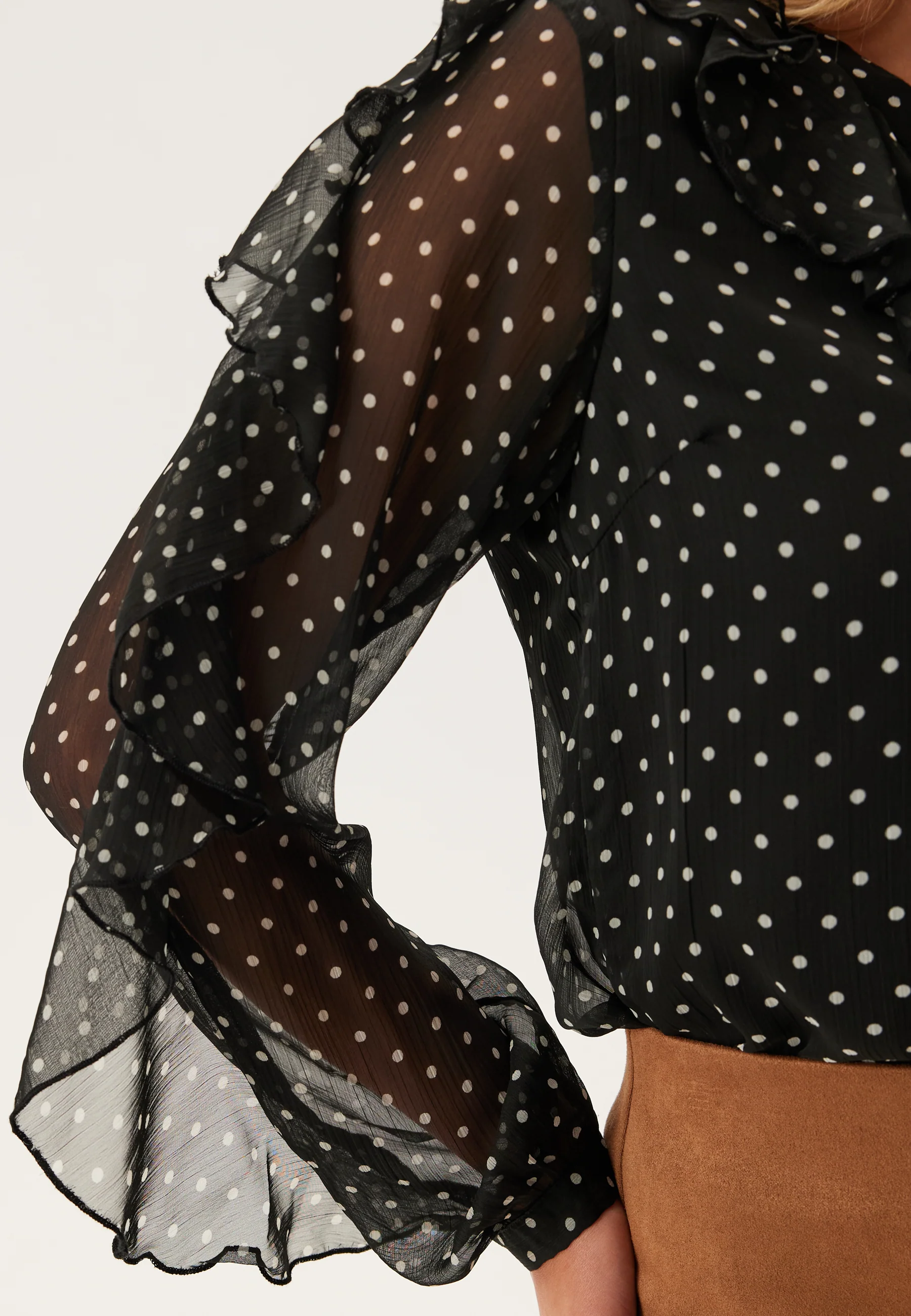 Viharley L/S Top - Image 4