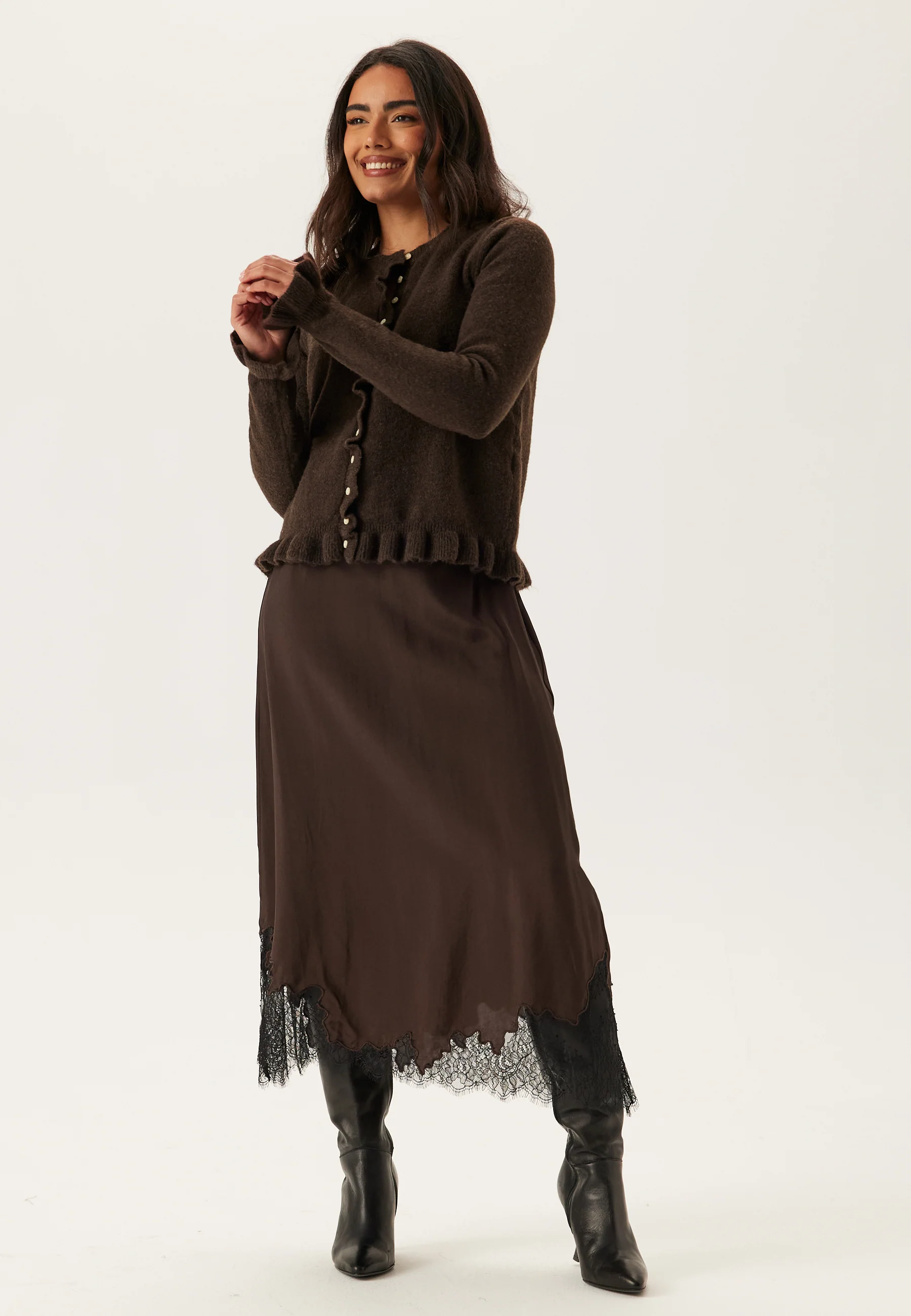 Vijacia O-neck L/S FRILL KNIT - Image 3