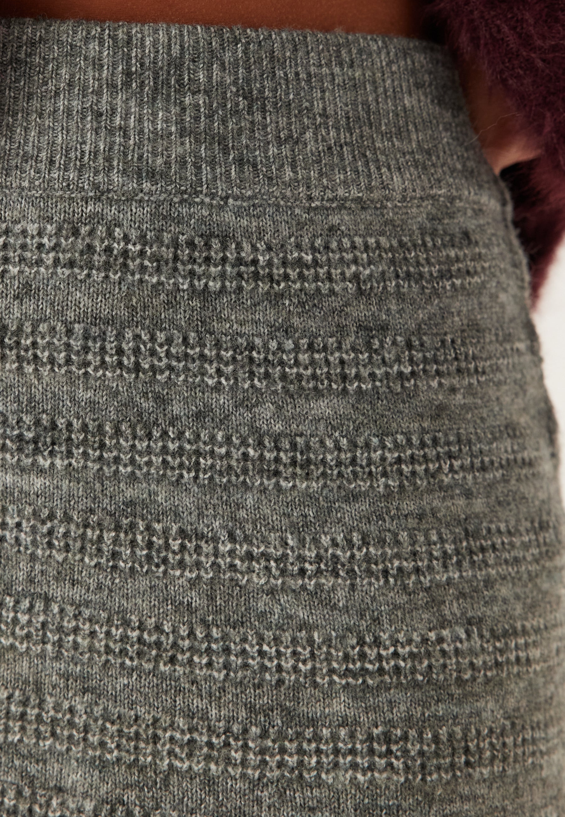 Vijayla Knit Skirt - Image 5