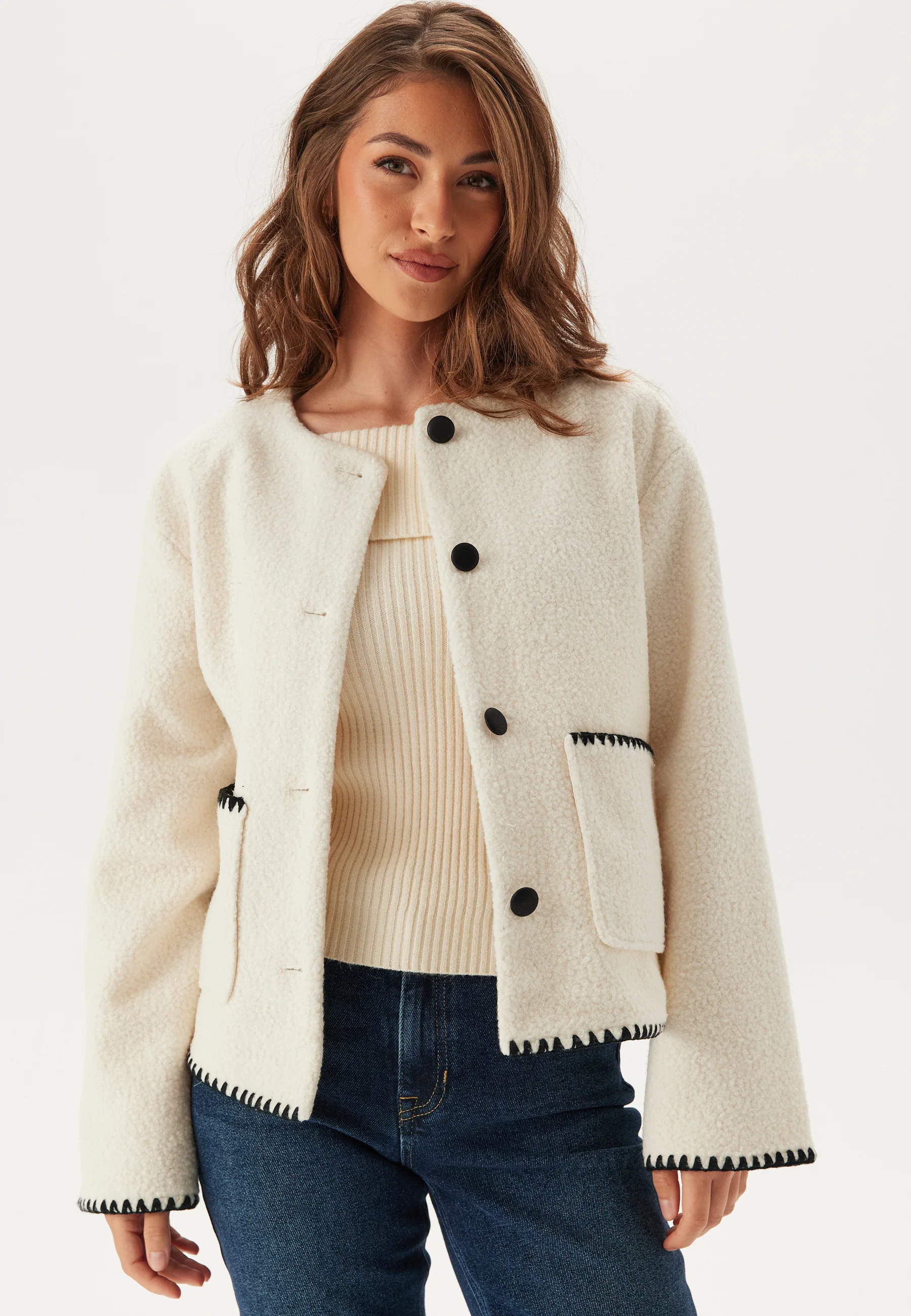 Vikaya L/S SHORT TEDDY JACKET - Image 2