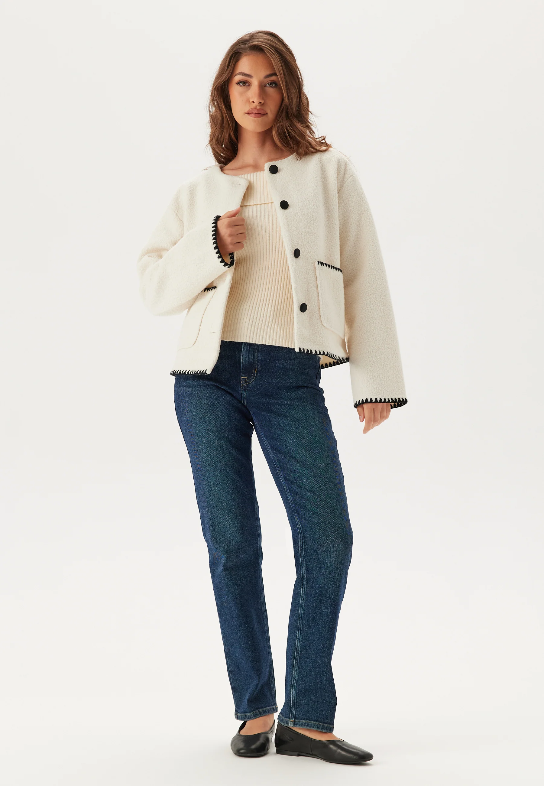 Vikaya L/S SHORT TEDDY JACKET - Image 4