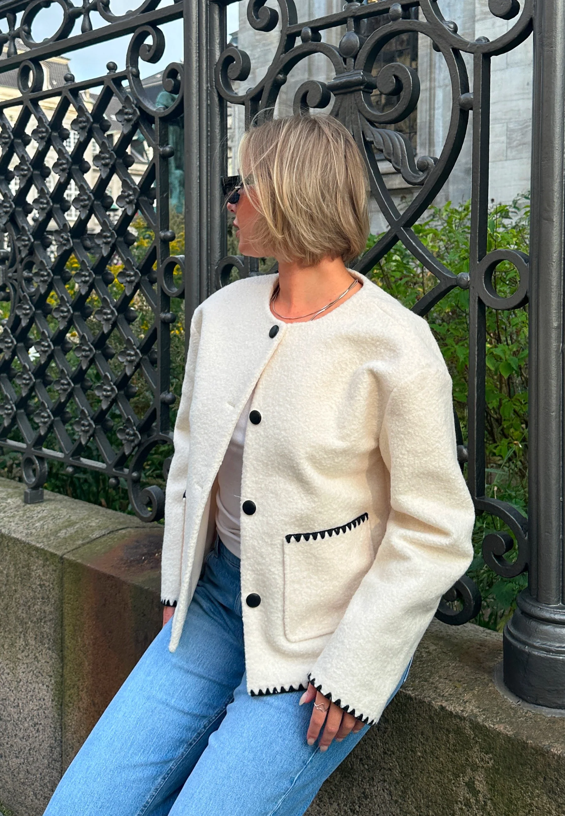 Vikaya L/S SHORT TEDDY JACKET - Image 6