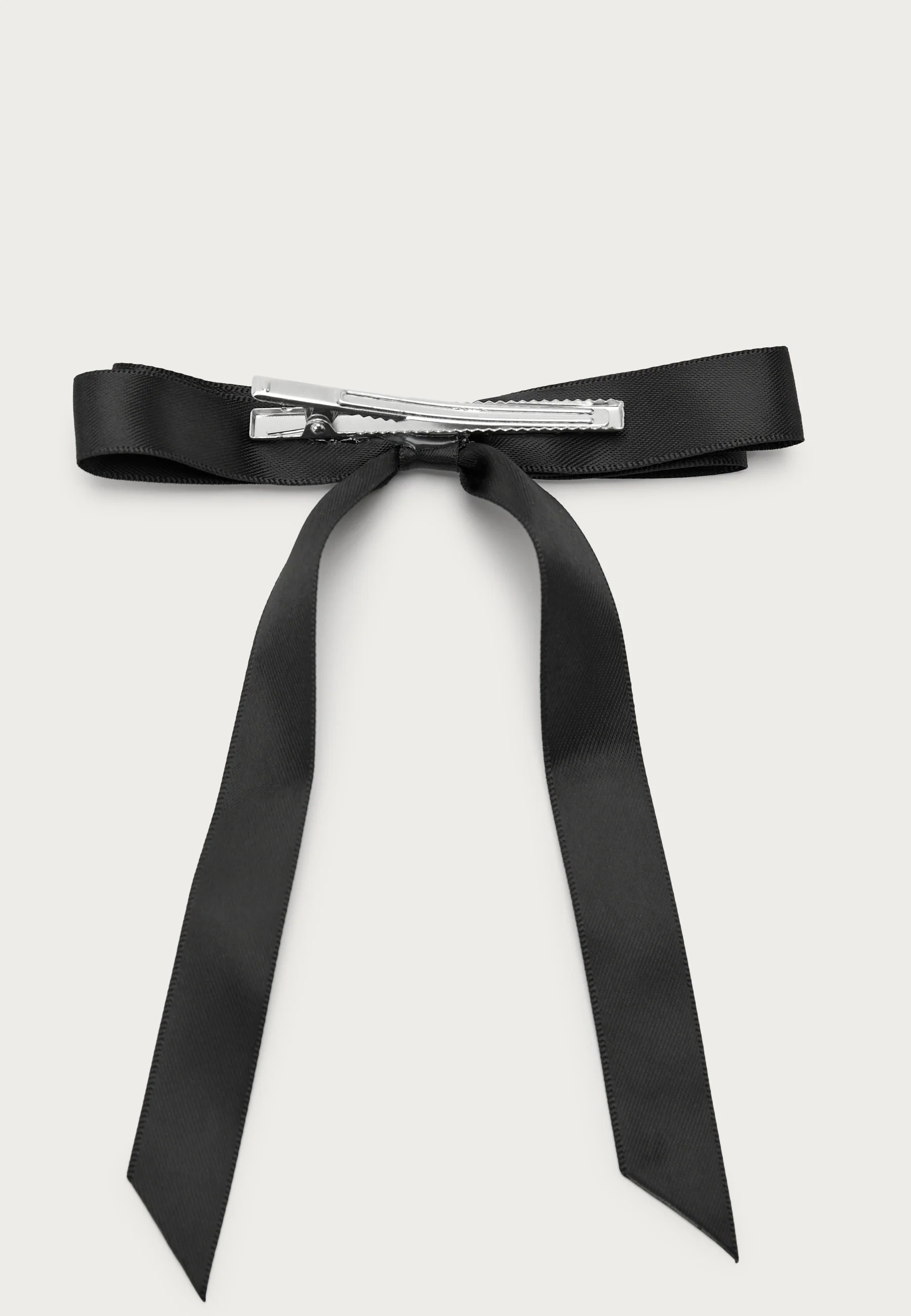 Vikellen Bow Hairclips - Image 3