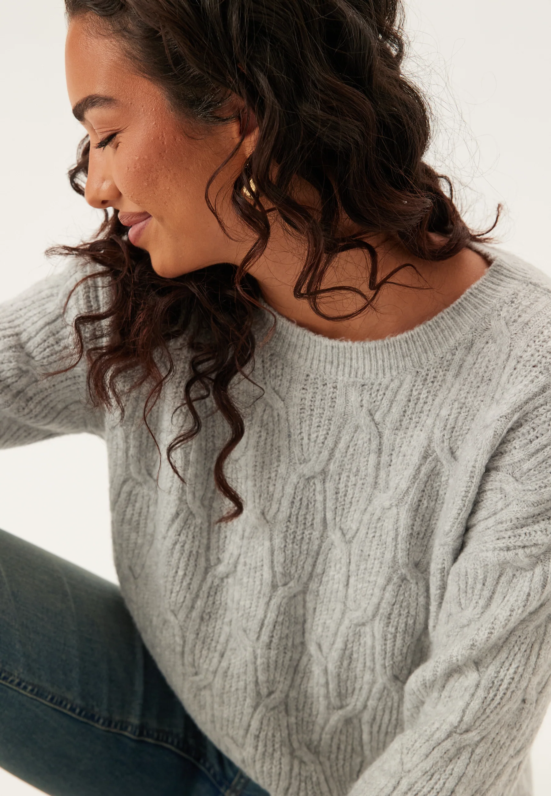 Vilassia O-neck L/S CABEL KNIT - Image 5