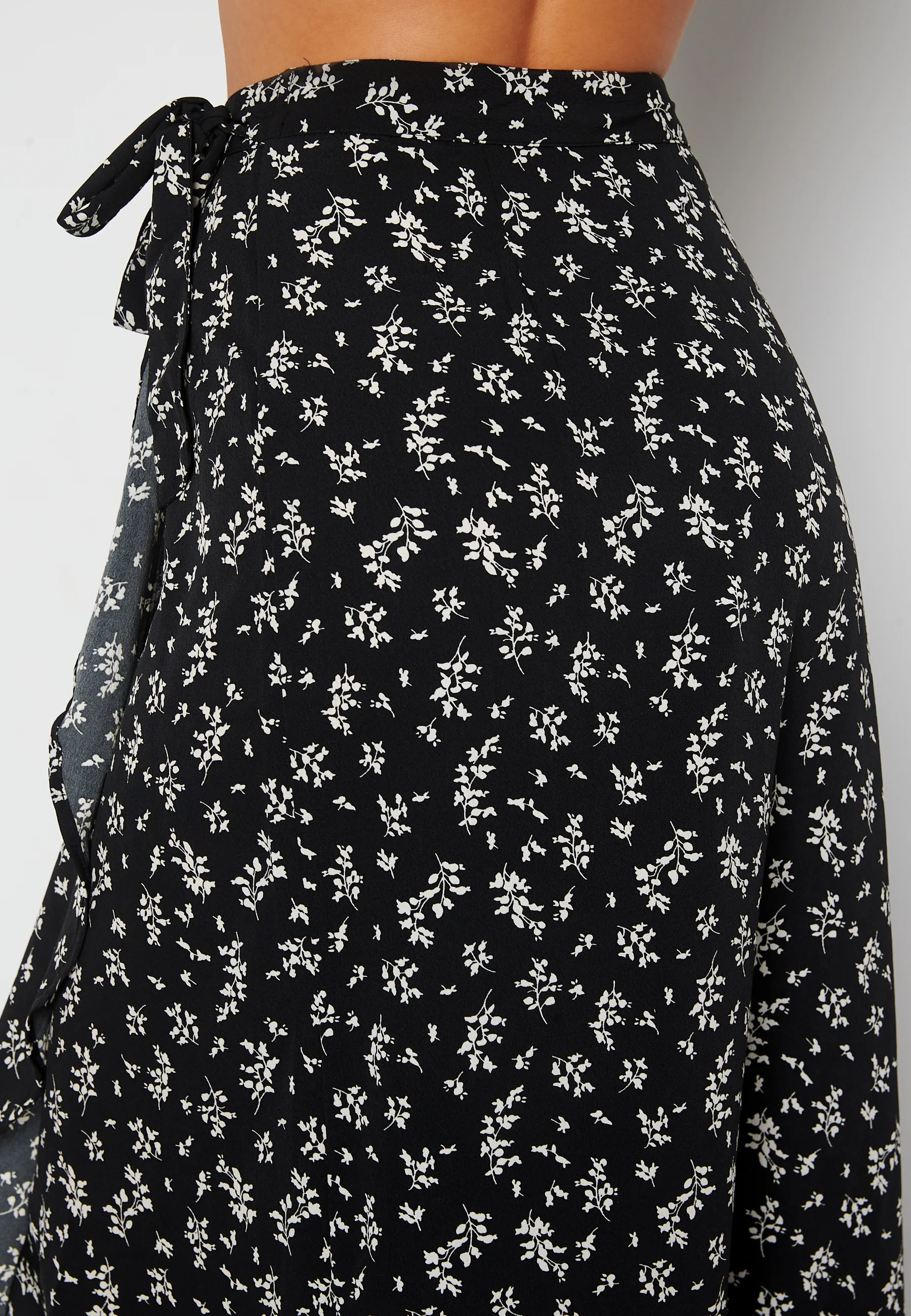 Villima midi skirt - Image 4