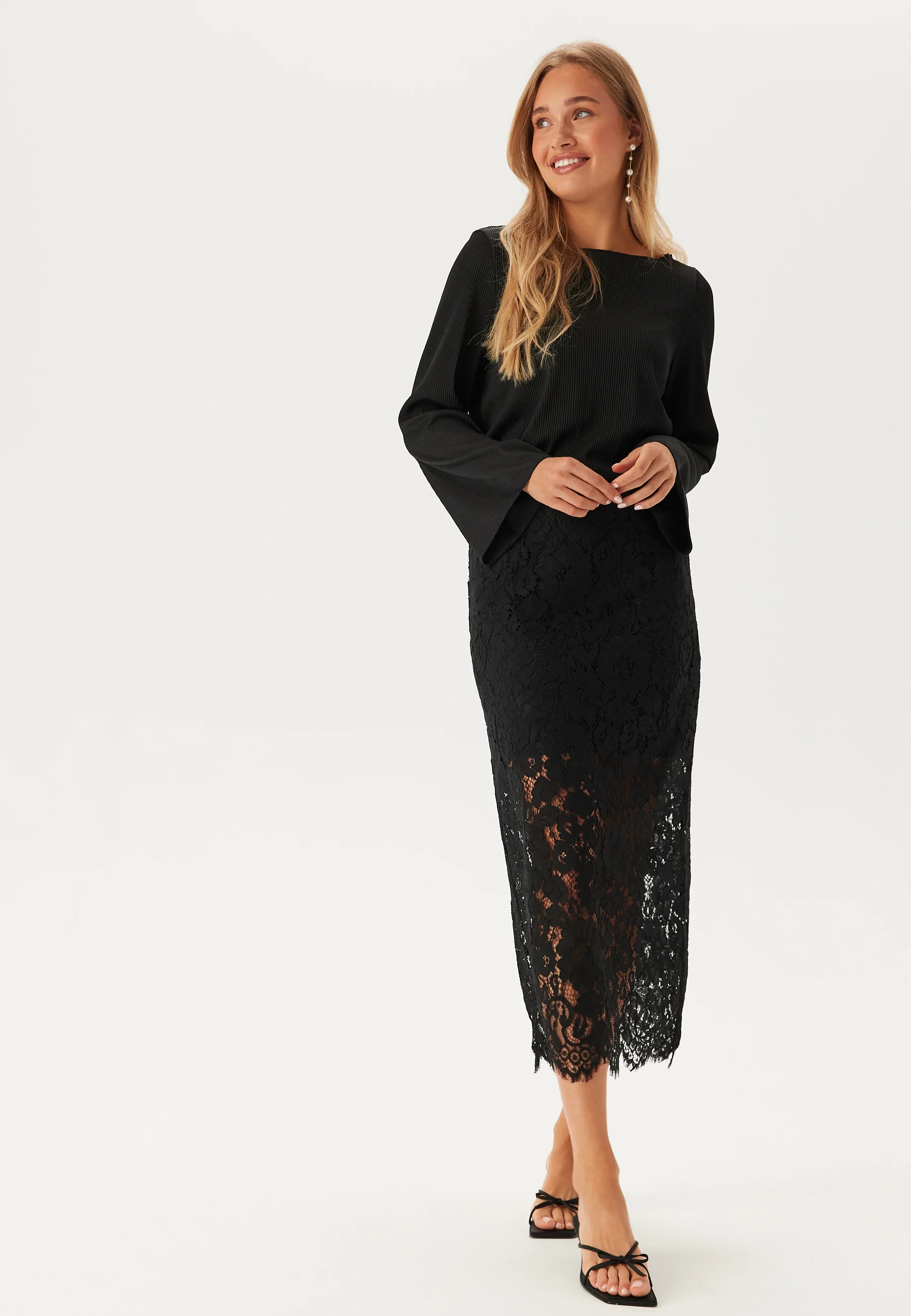Vilupia Boatneck L/S TOP - Image 3