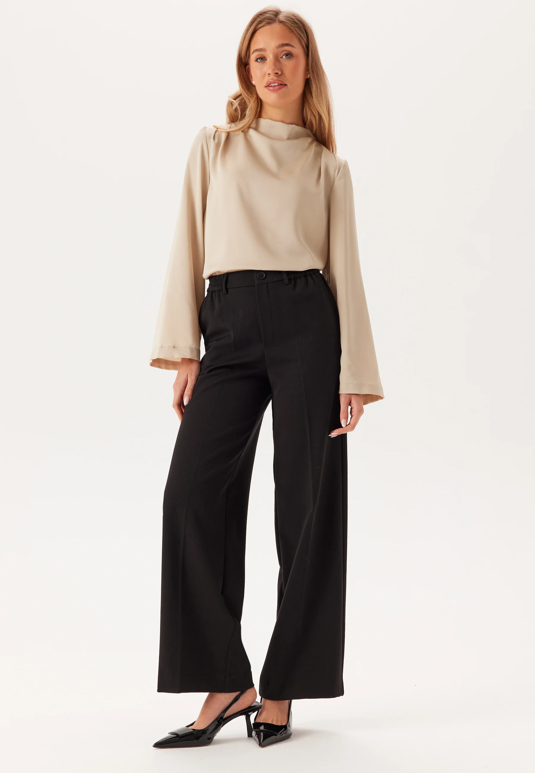 Vilutto High Neck Top - Image 3