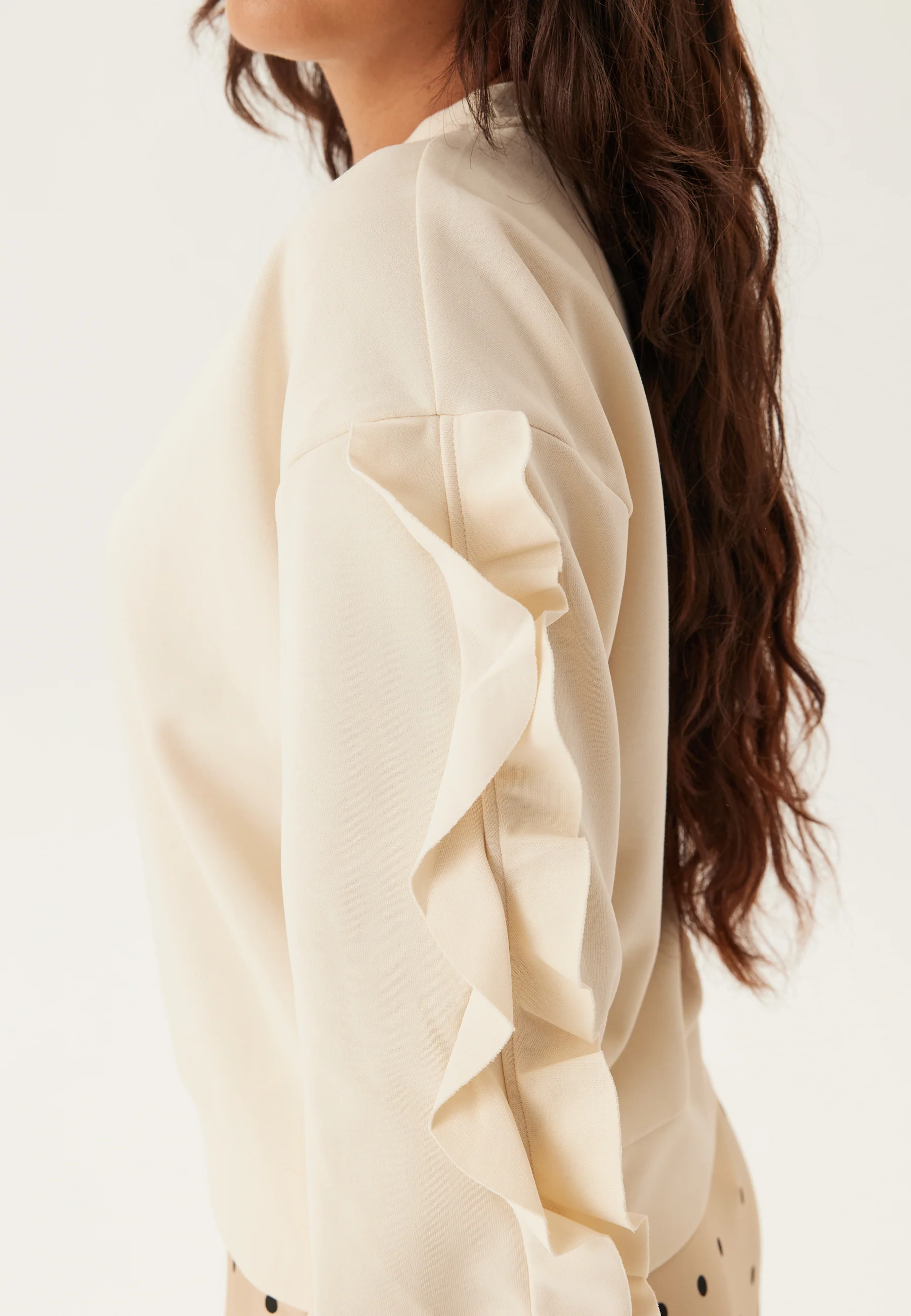 Vimentina Flounce O-neck L/S T - Image 4