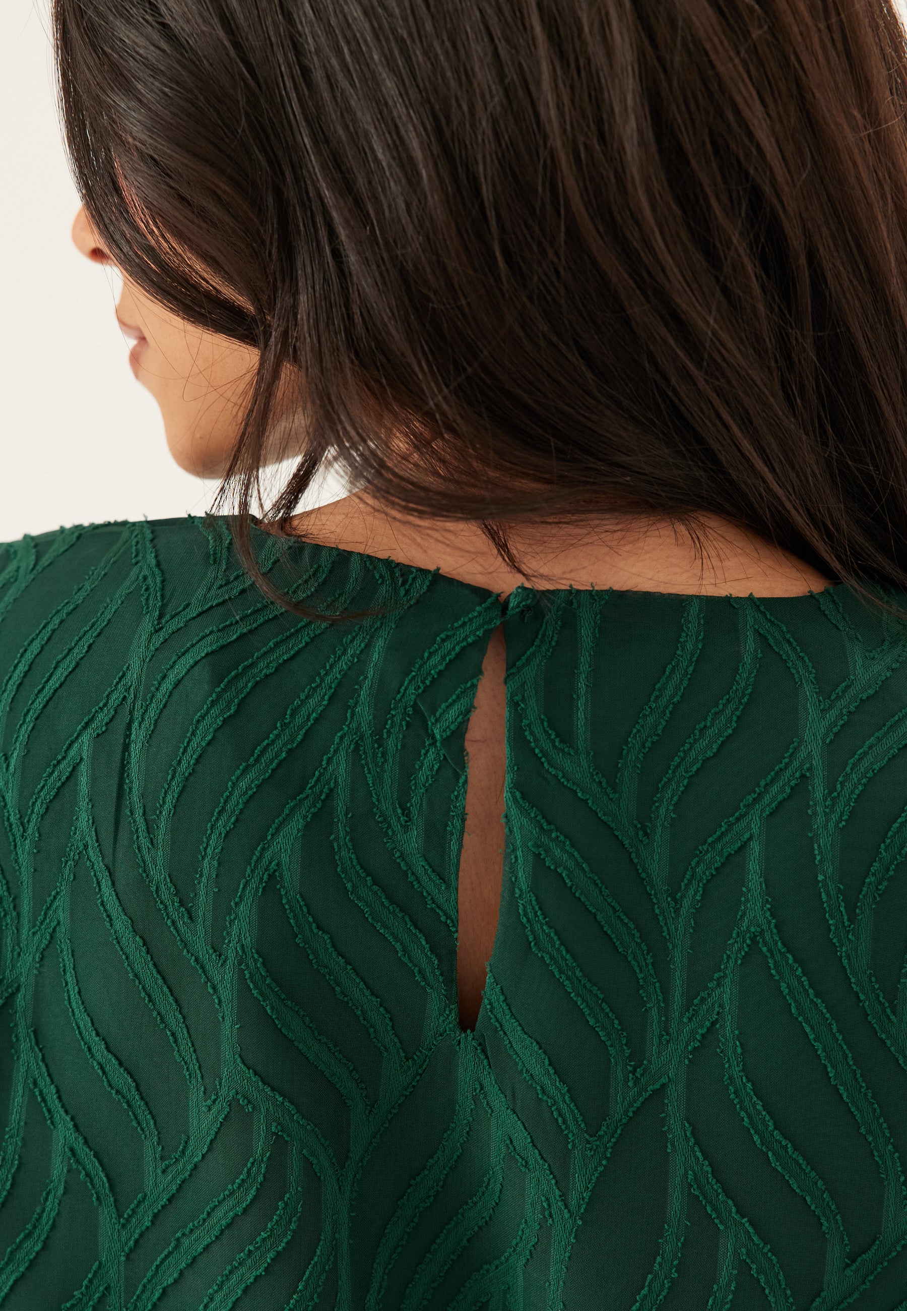Vimika O-neck L/S Top - Image 4