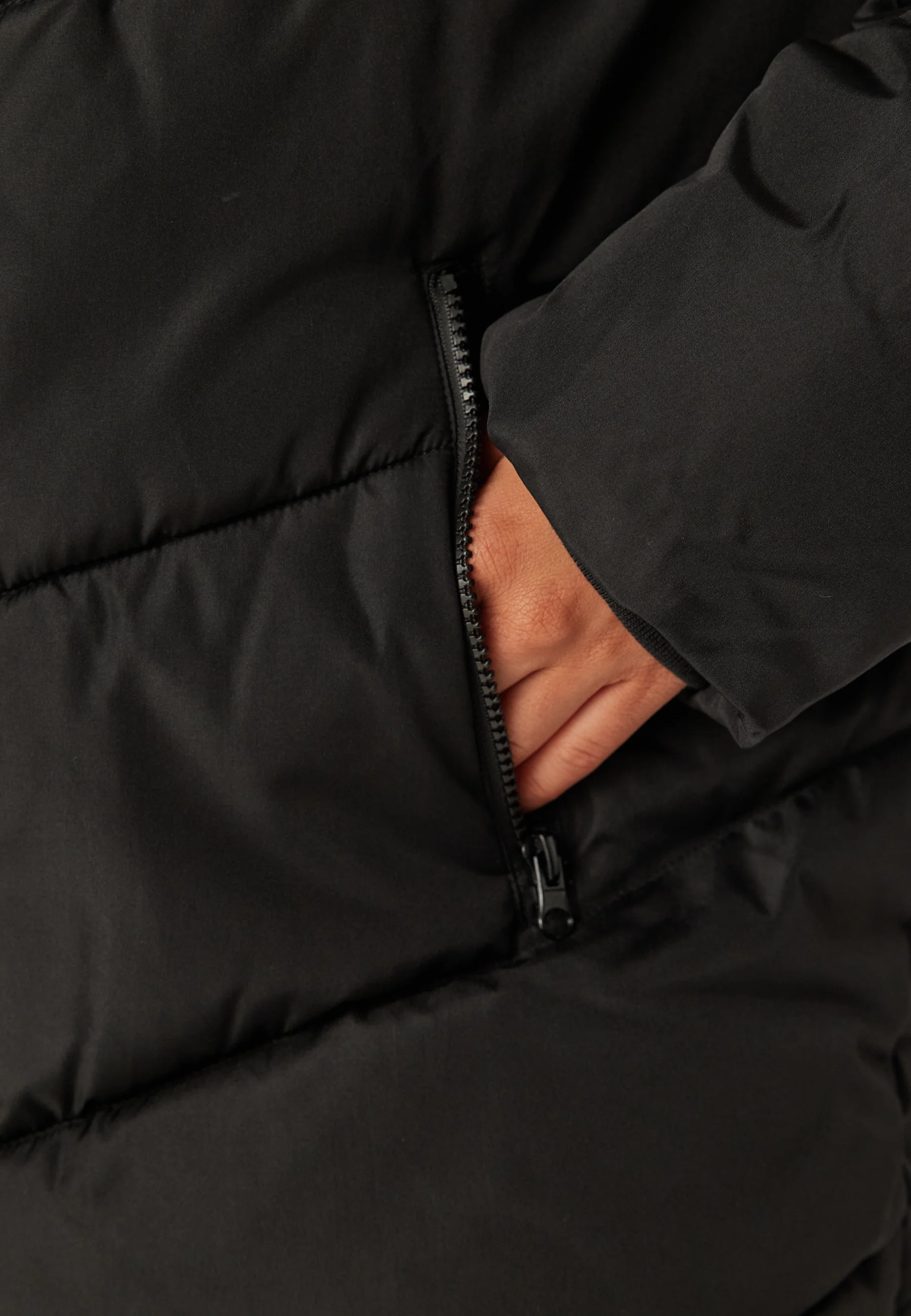 Vimilja Padded Coat - Image 5