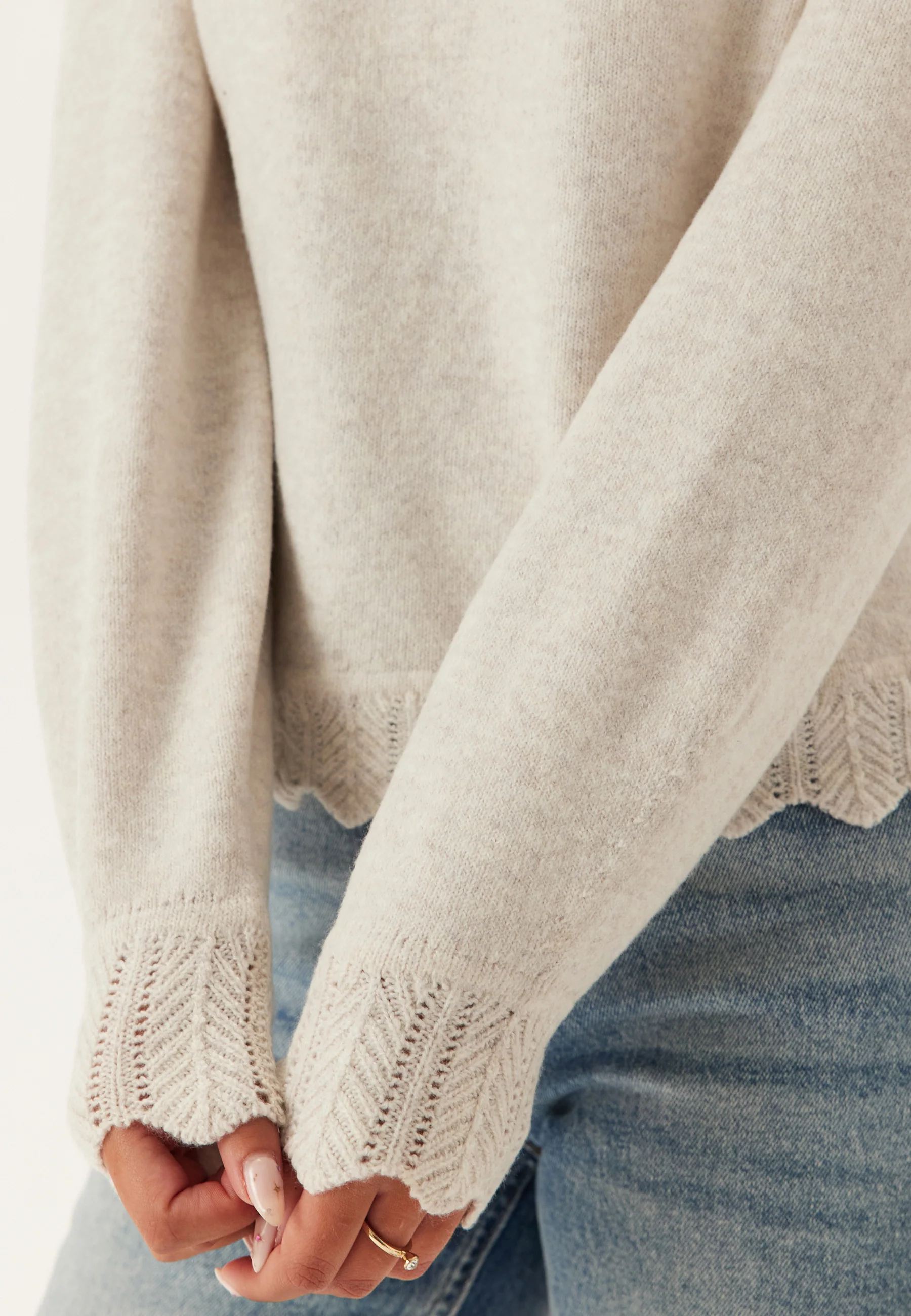 Vinikolina O-neck L/S KNIT TOP - Image 5