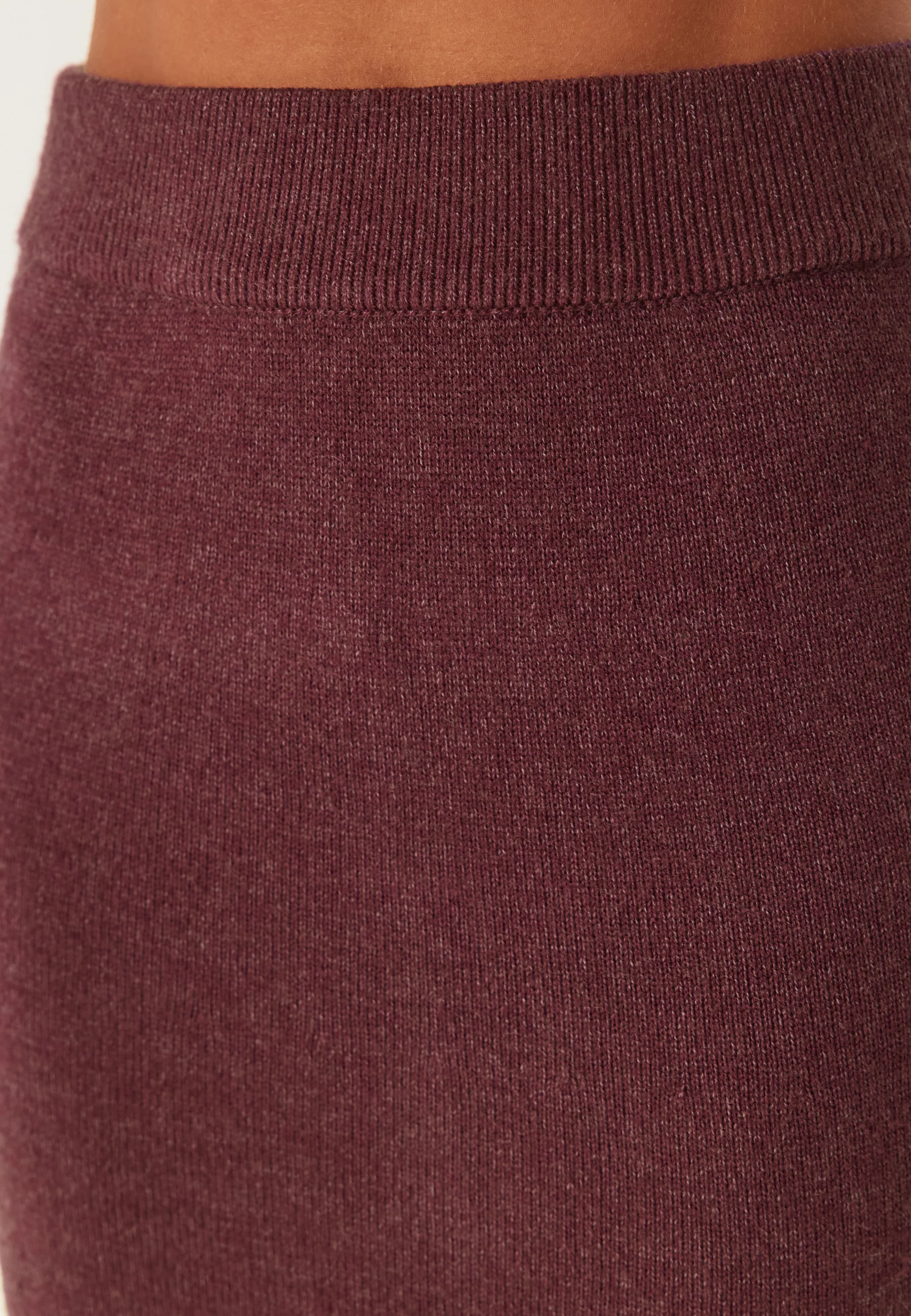 Viril Ankle Knit Skirt - Image 4