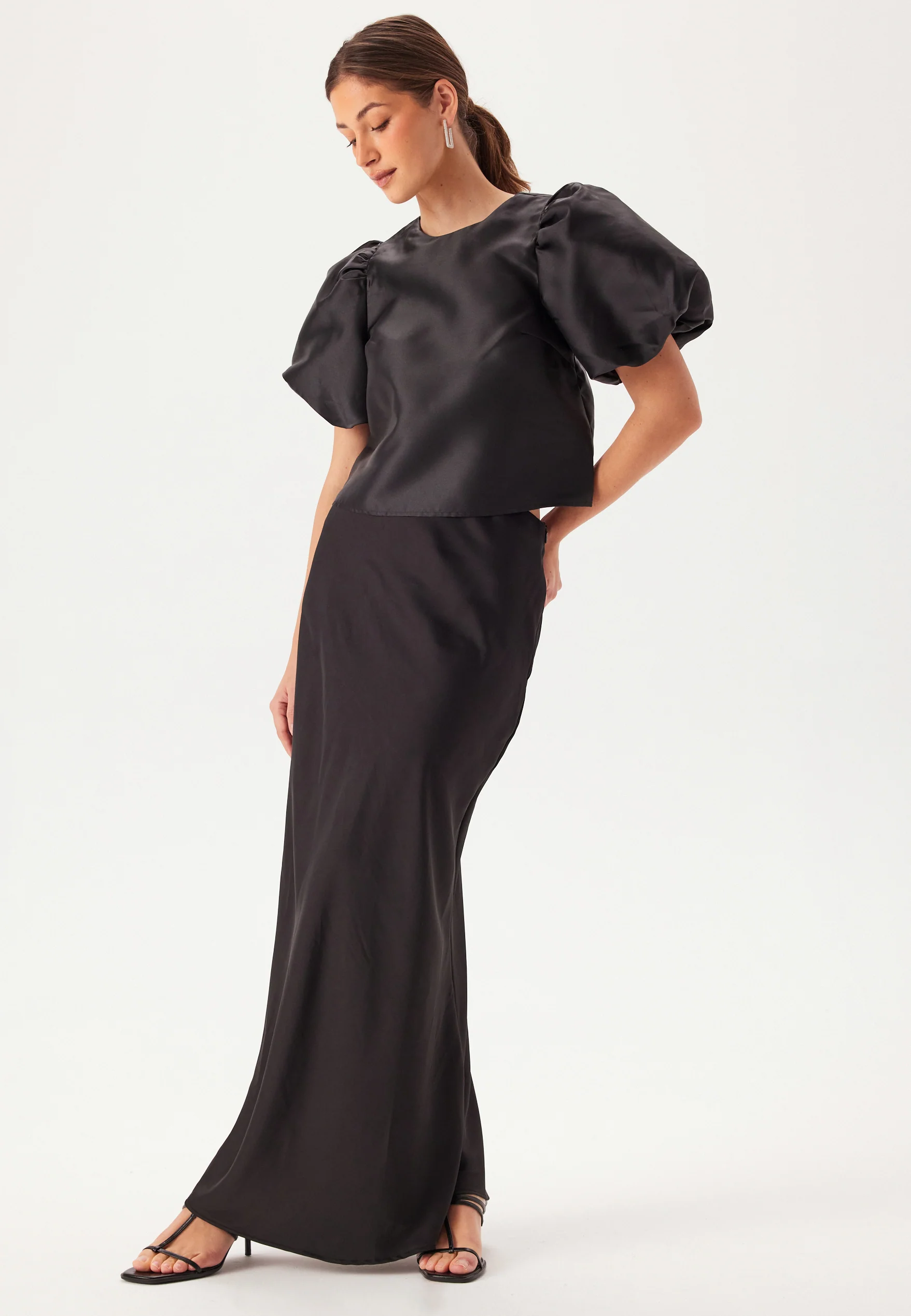 Vishina 2/4 O-Neck Top - Image 3