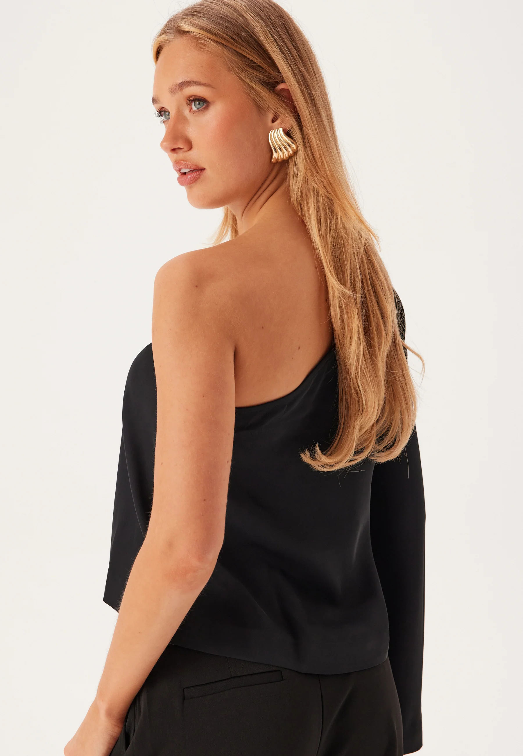 Visivanni One Shoulder L/S TOP - Image 2