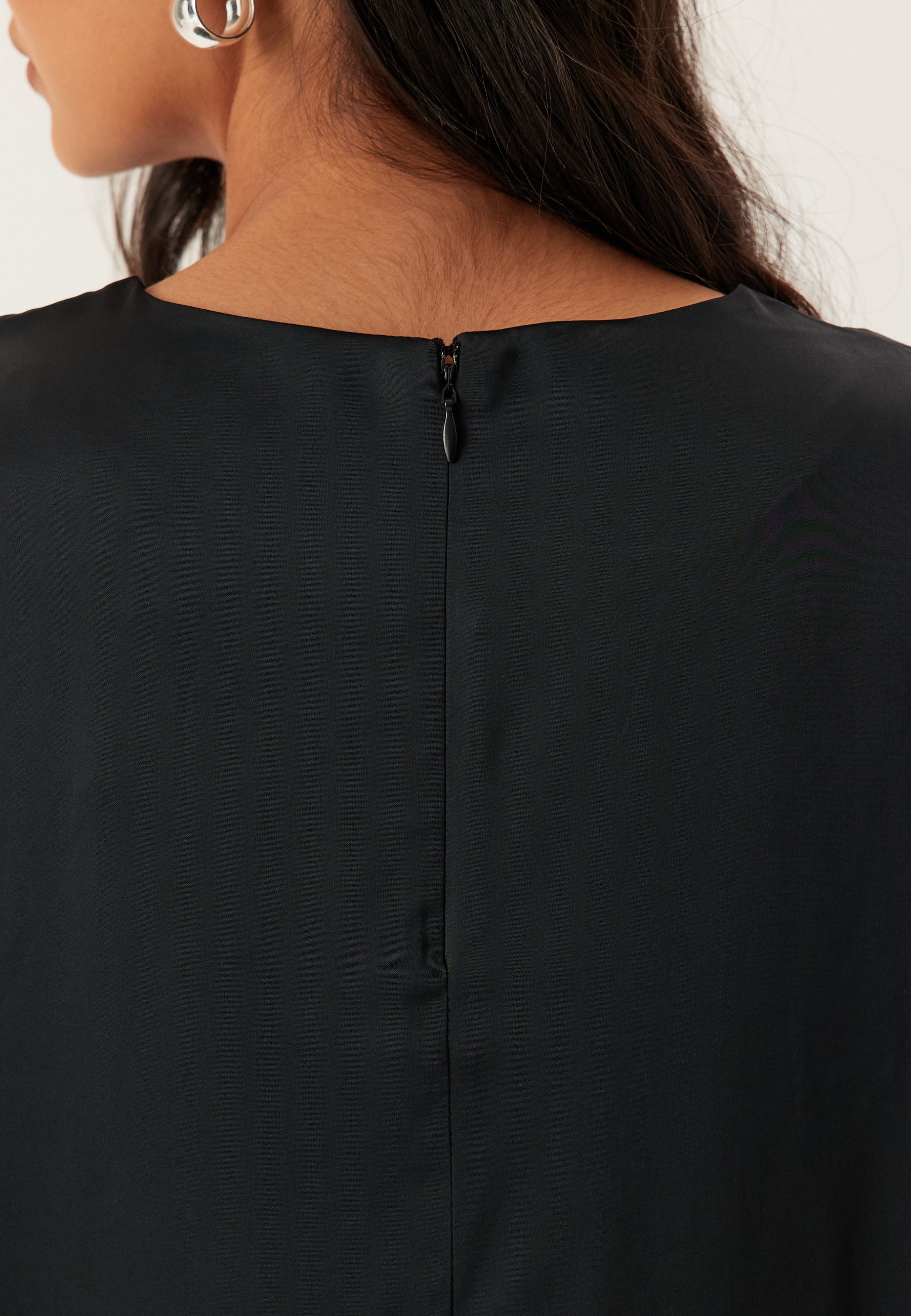 Viveer O-neck L/S SHORT DRESS - Image 5