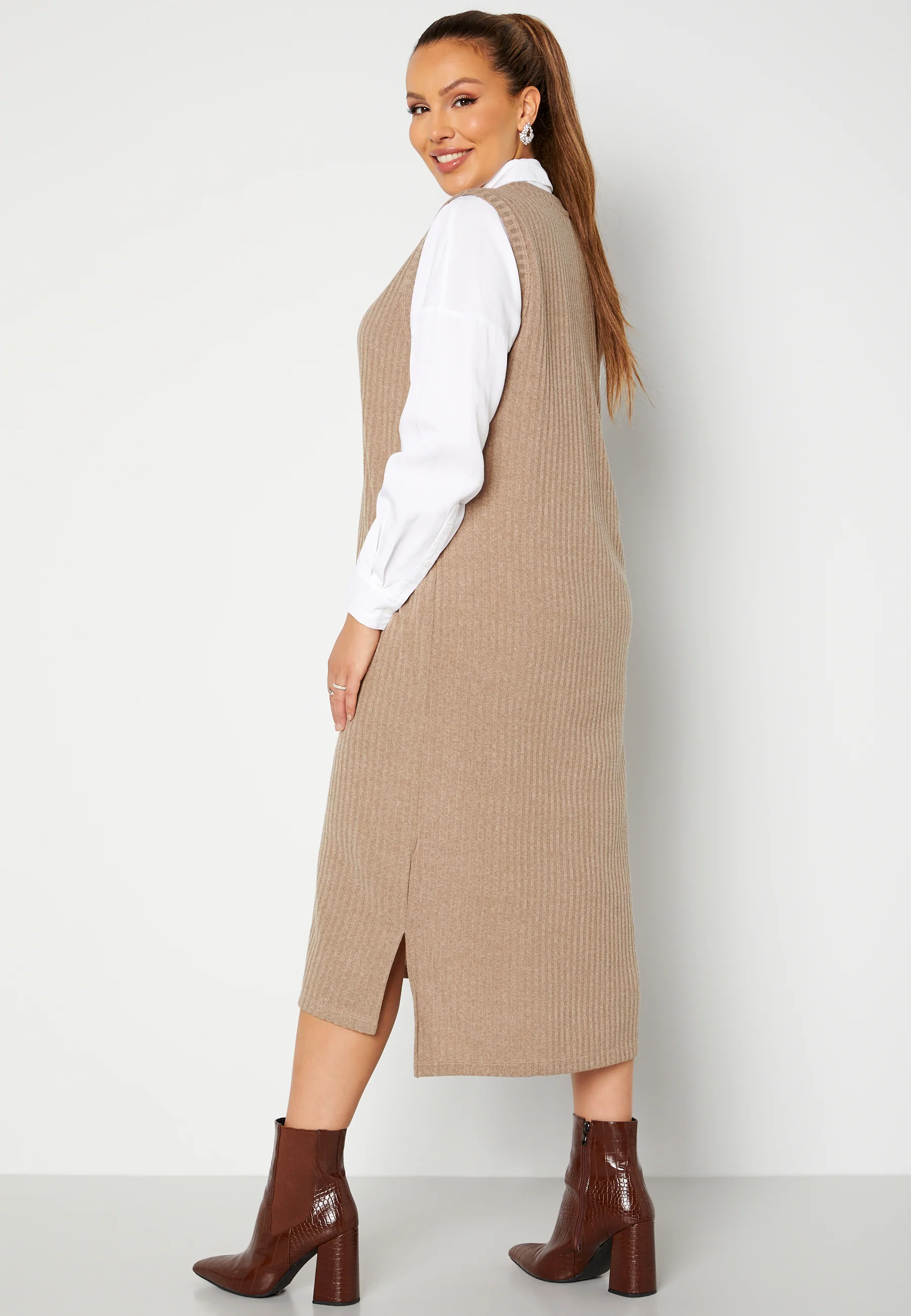 Vivian vest dress - Image 6