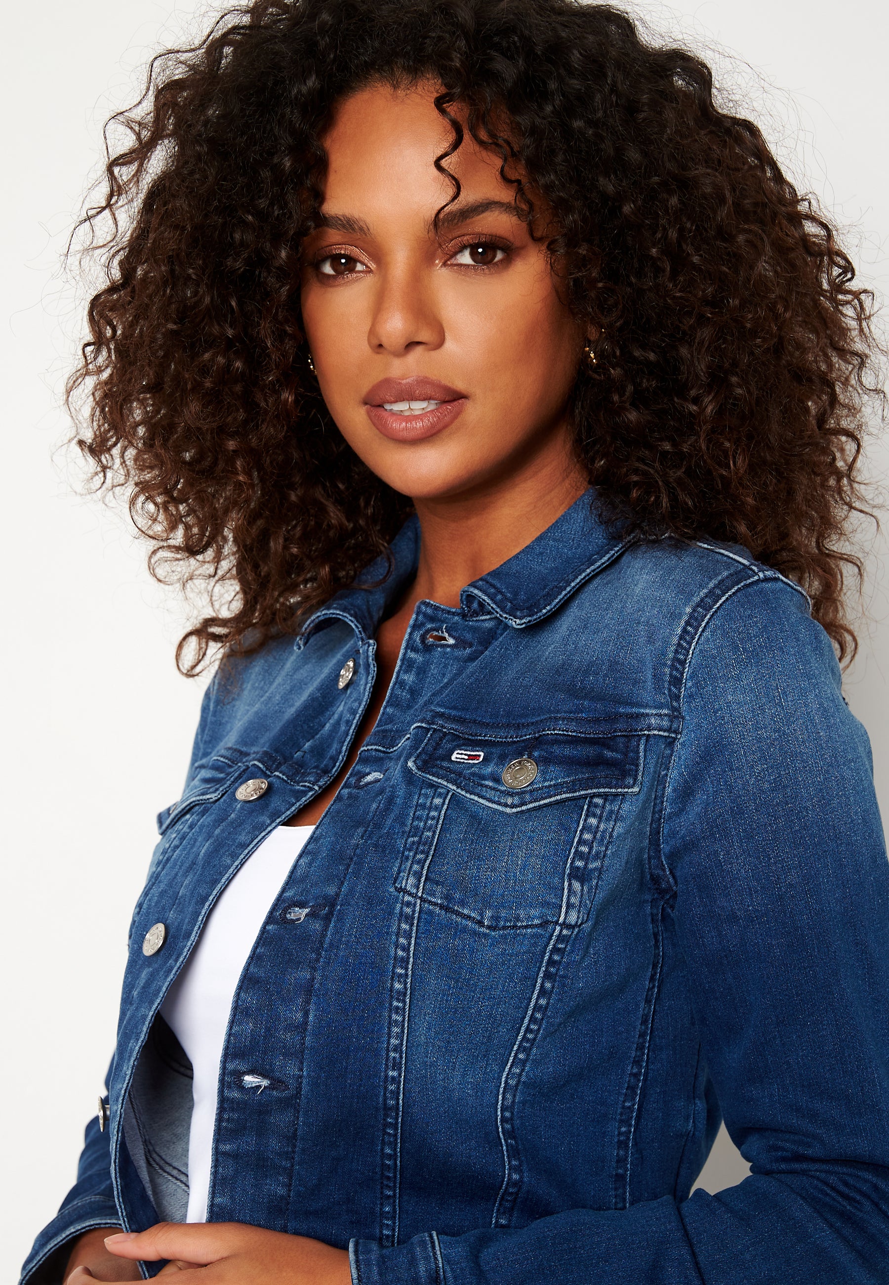 Vivianne Slim Trucker - Image 5