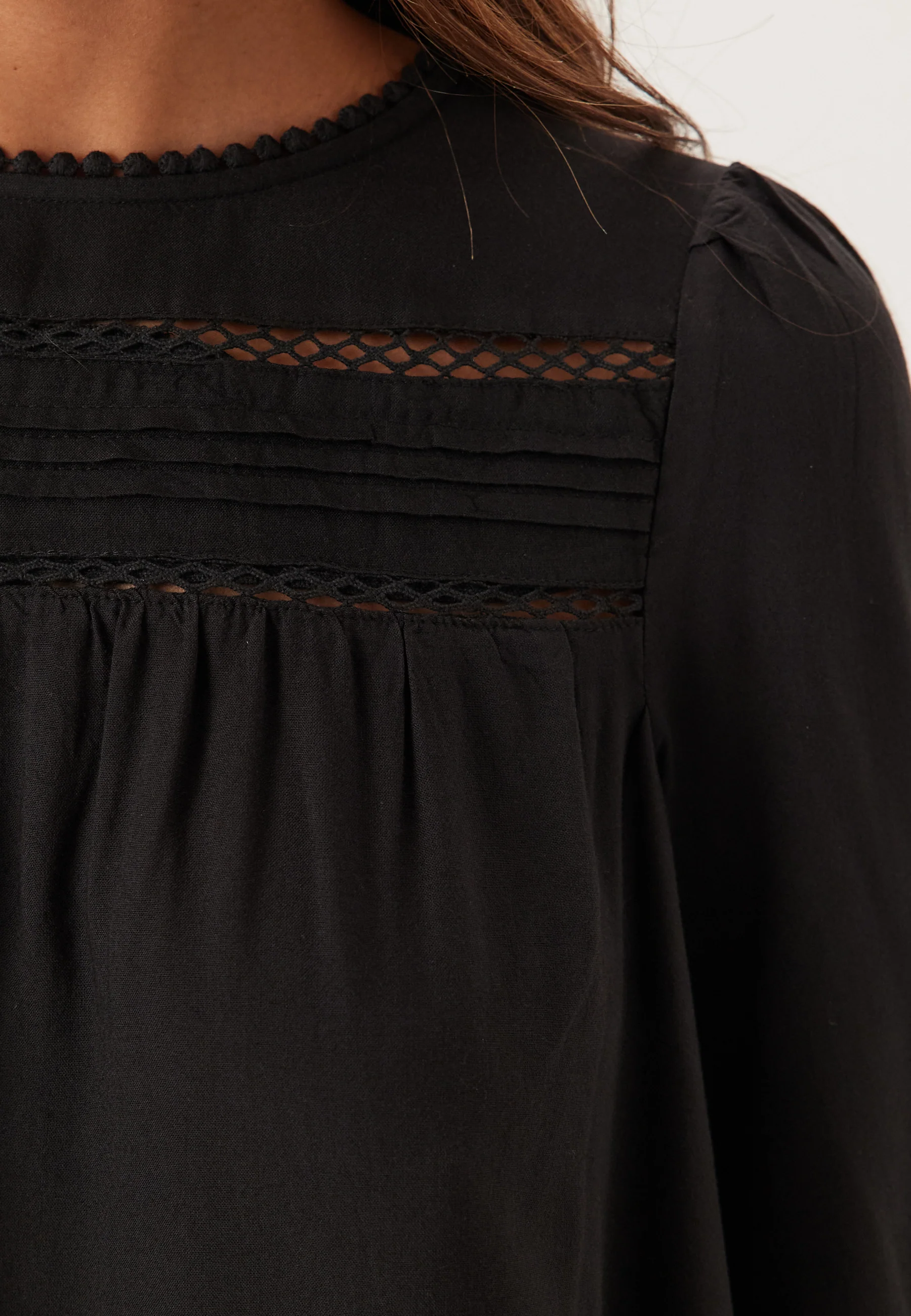 Vmdebbie Ls Pleat Top - Image 3