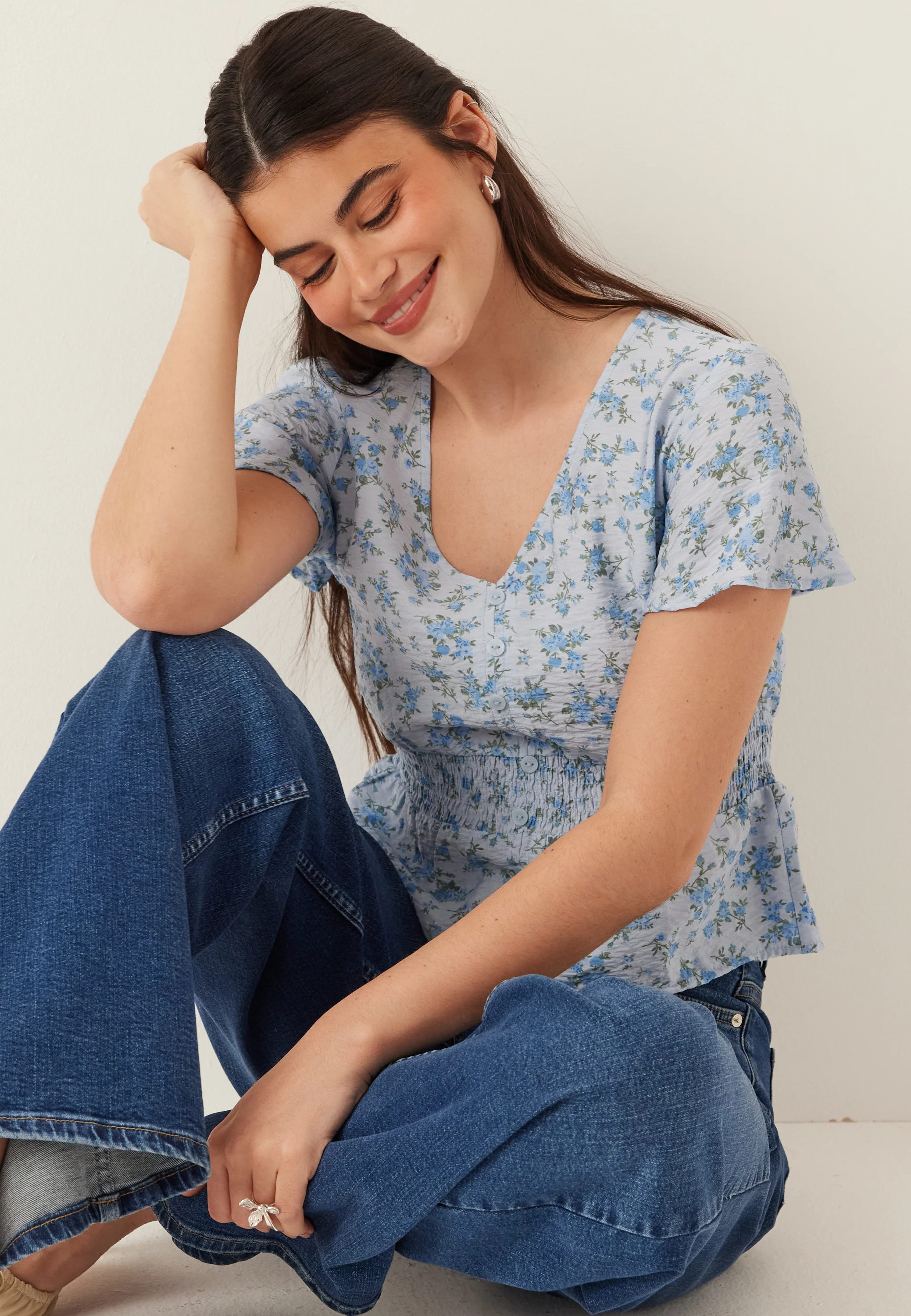 Vmjosie Ss V-neck Short Smock Top - Image 3