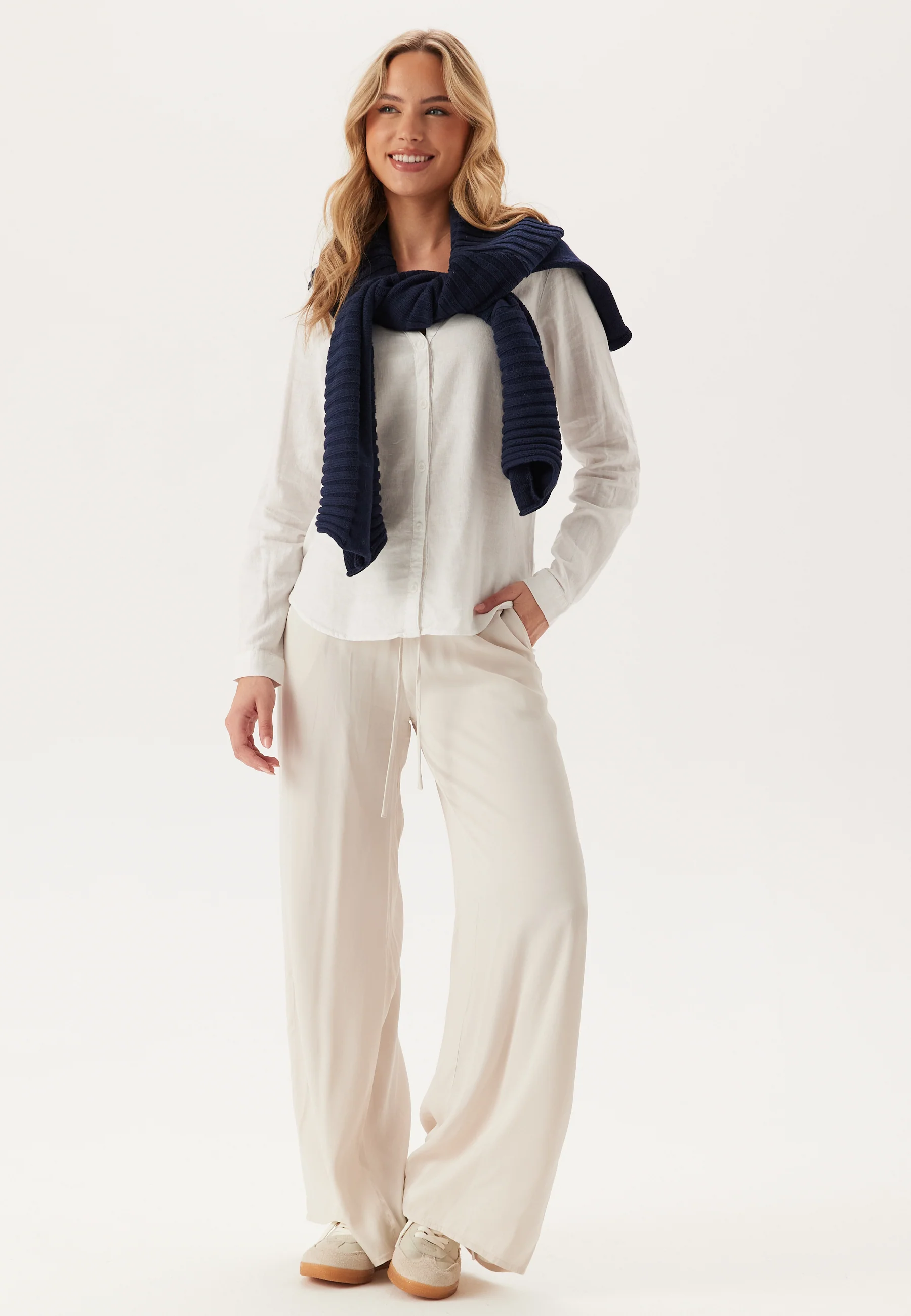Vmlinn Ls V-neck Shirt - Image 4